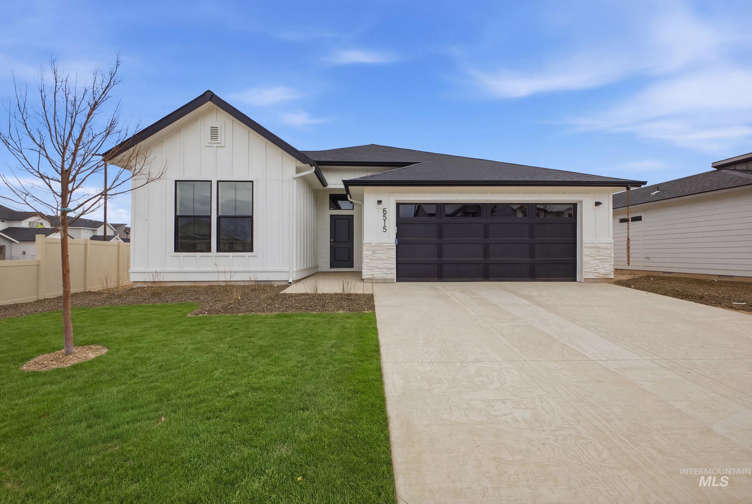 9486 W Blazing Star St Property Photo 1