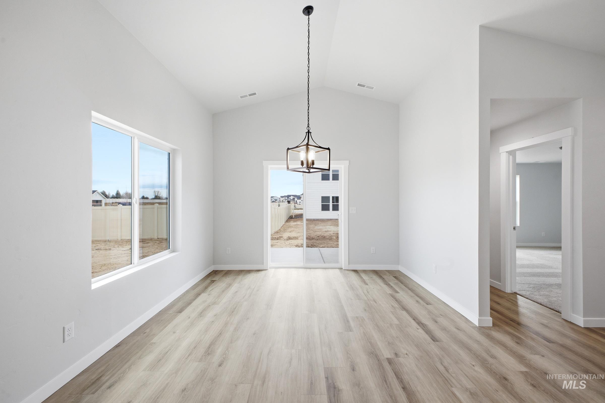 9486 W Blazing Star St Property Photo 7