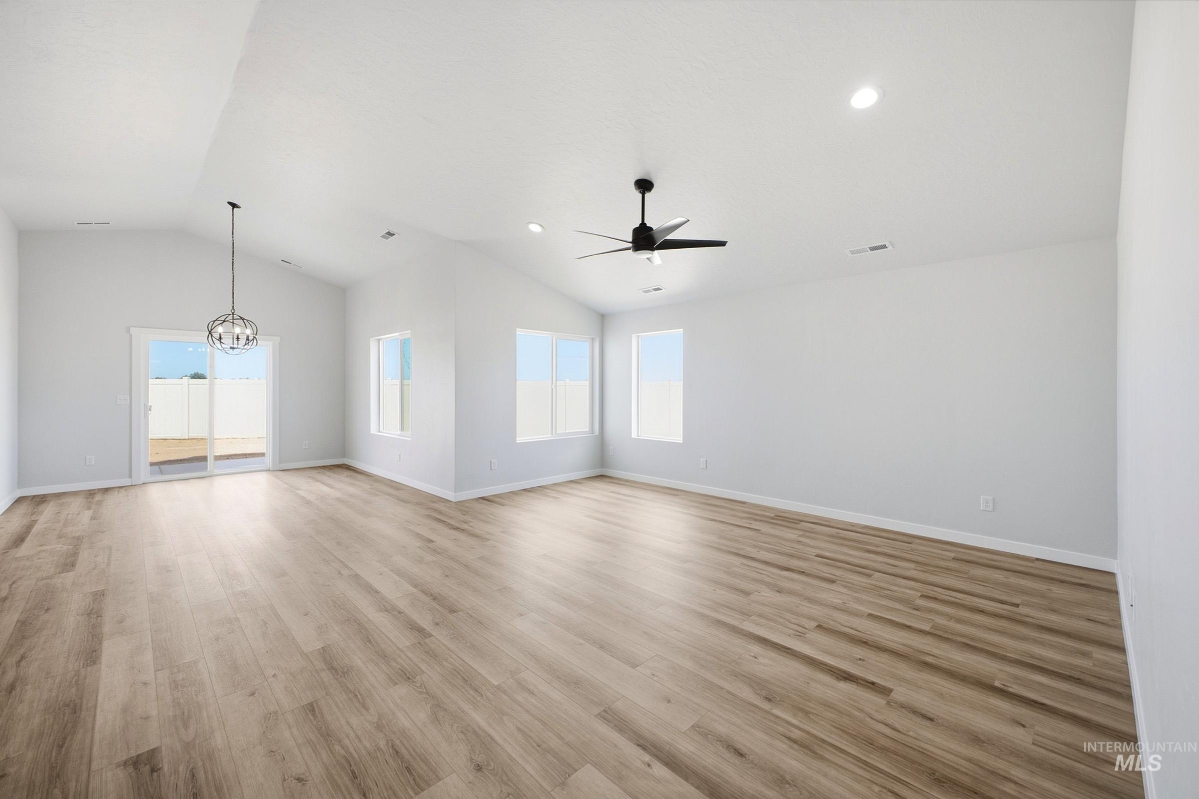 9486 W Blazing Star St Property Photo 7