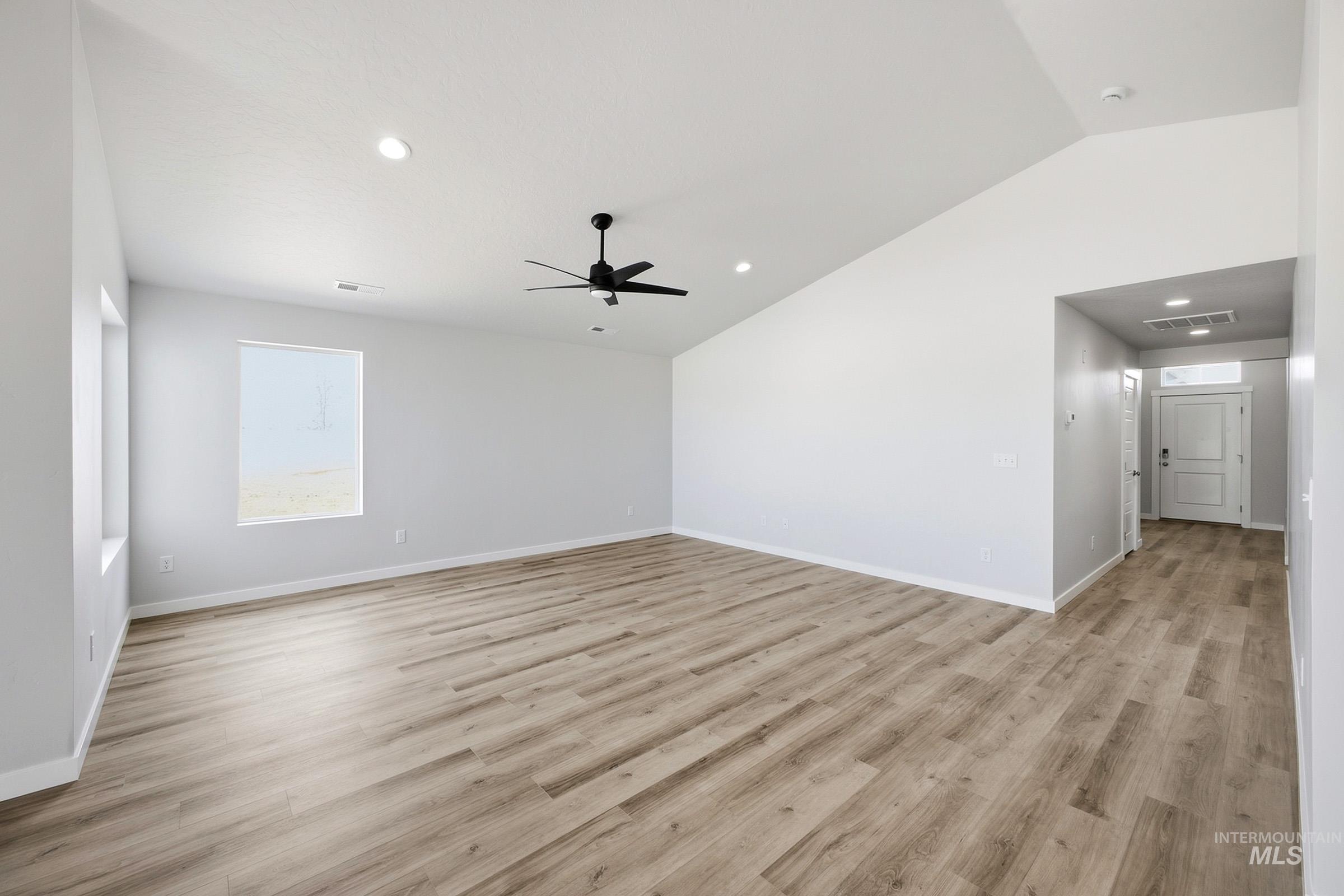 9486 W Blazing Star St Property Photo 8