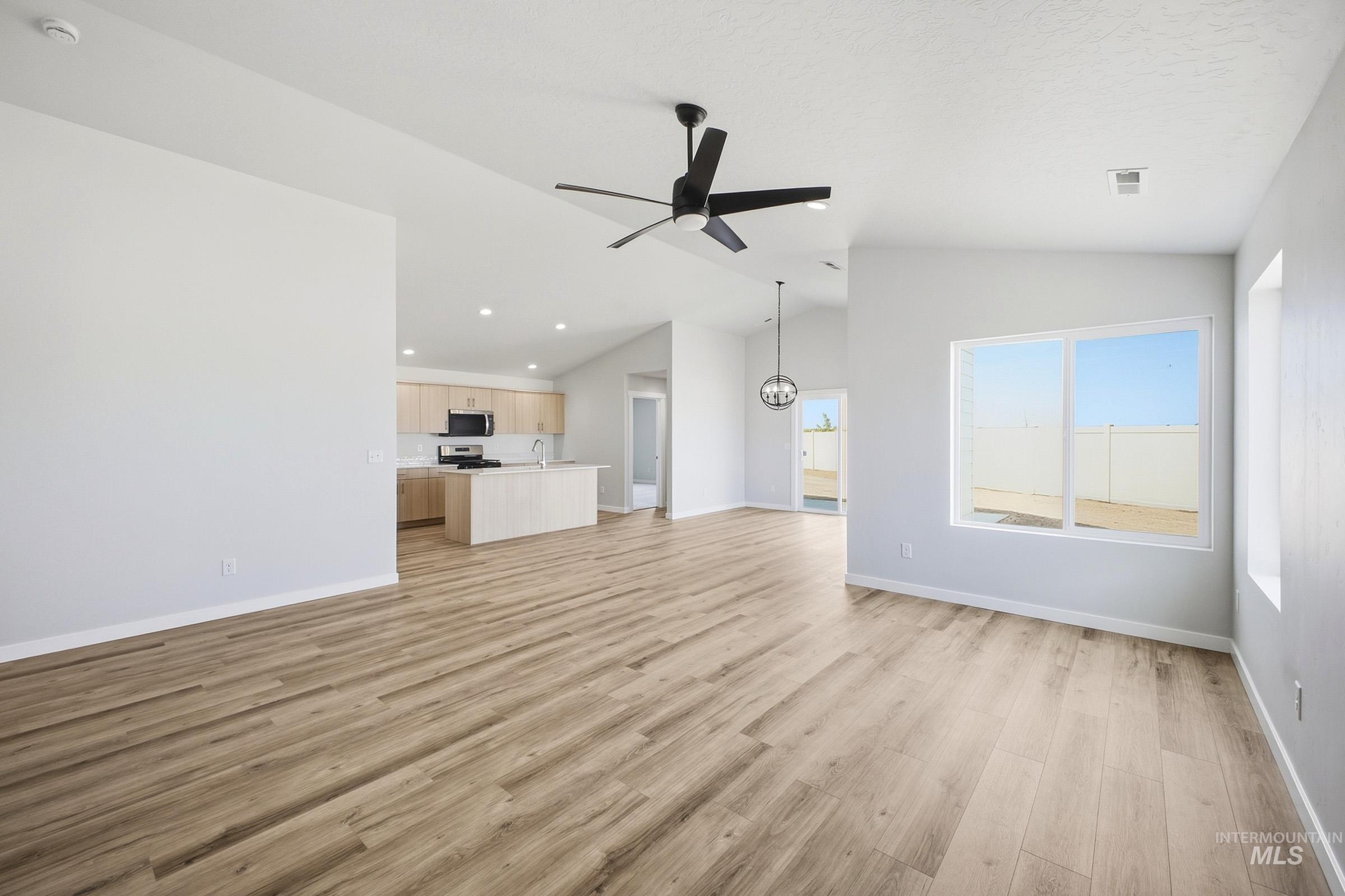 9486 W Blazing Star St Property Photo 9