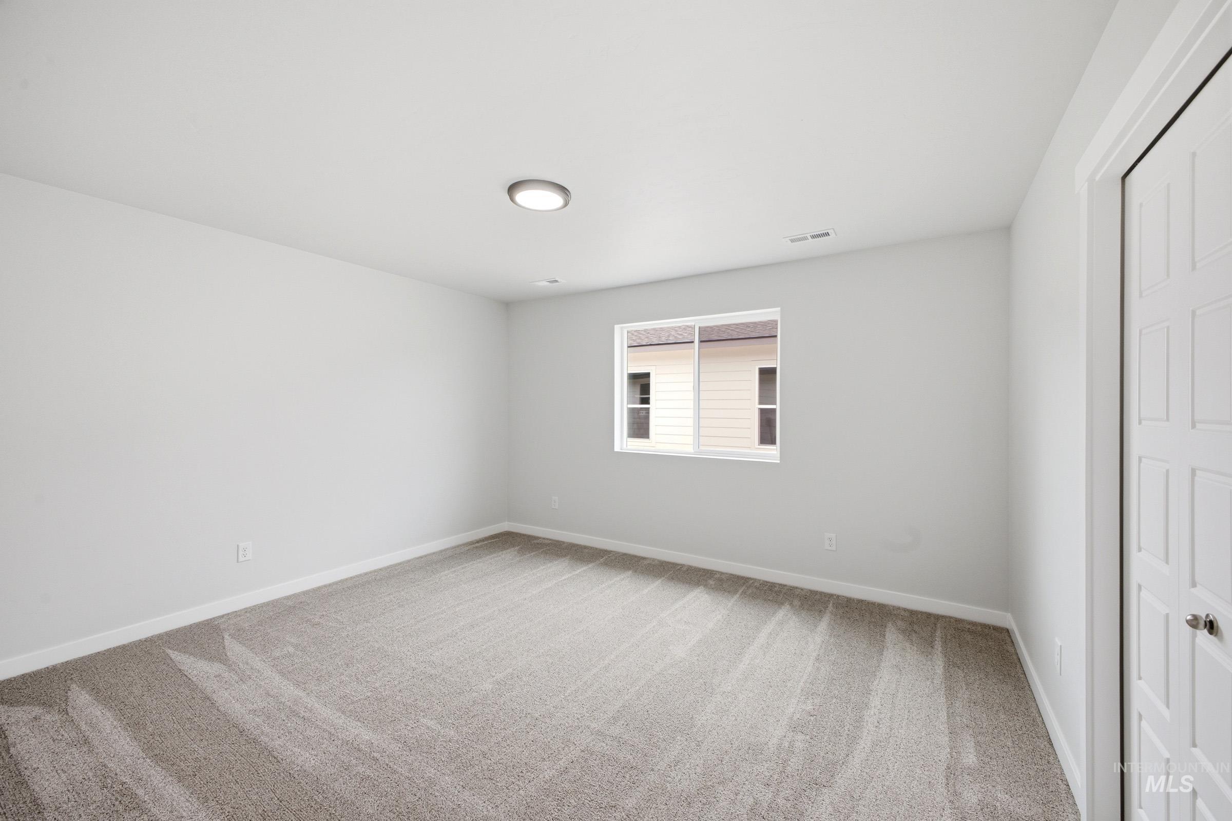 9486 W Blazing Star St Property Photo 12
