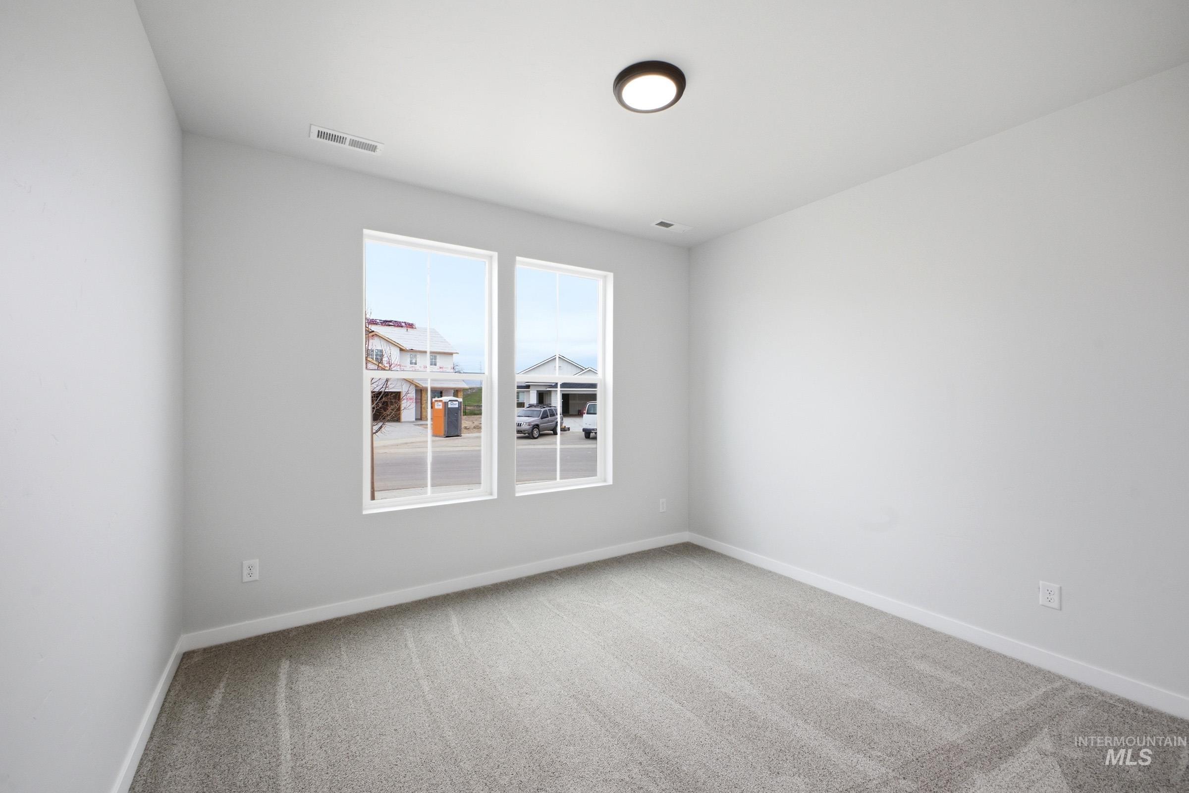9486 W Blazing Star St Property Photo 13