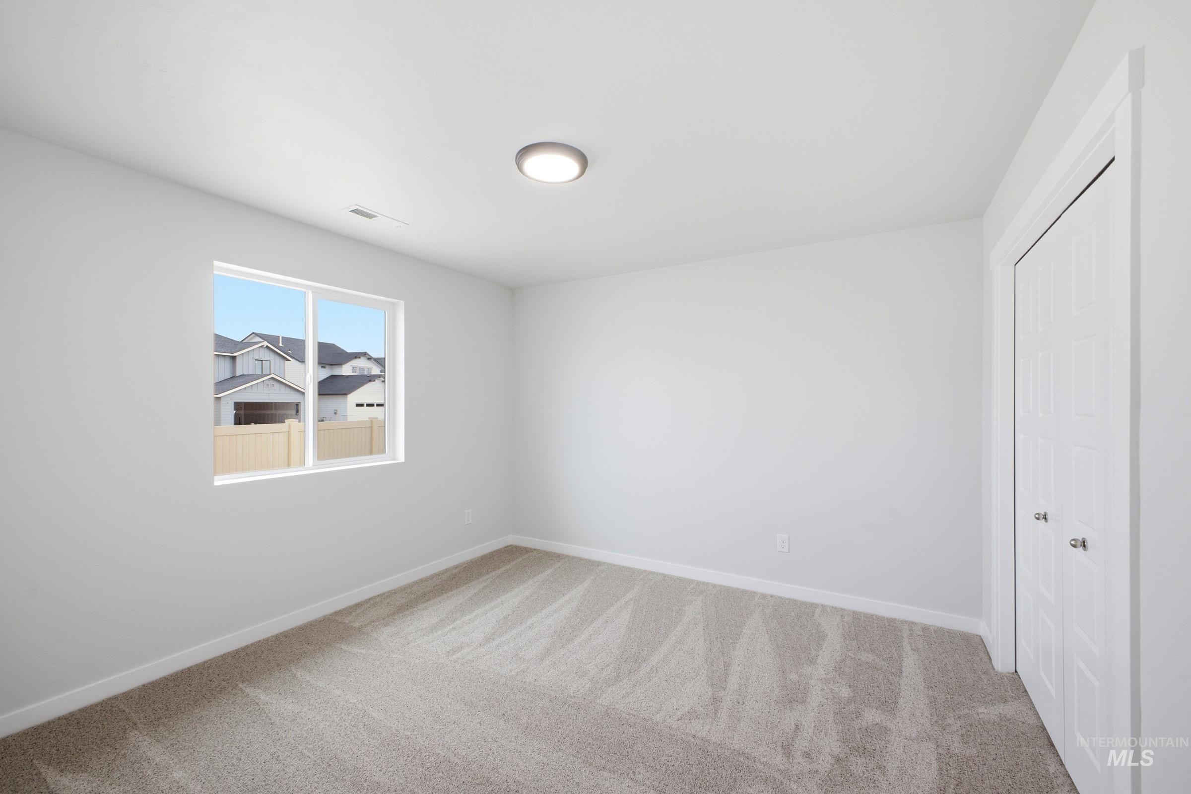9486 W Blazing Star St Property Photo 14