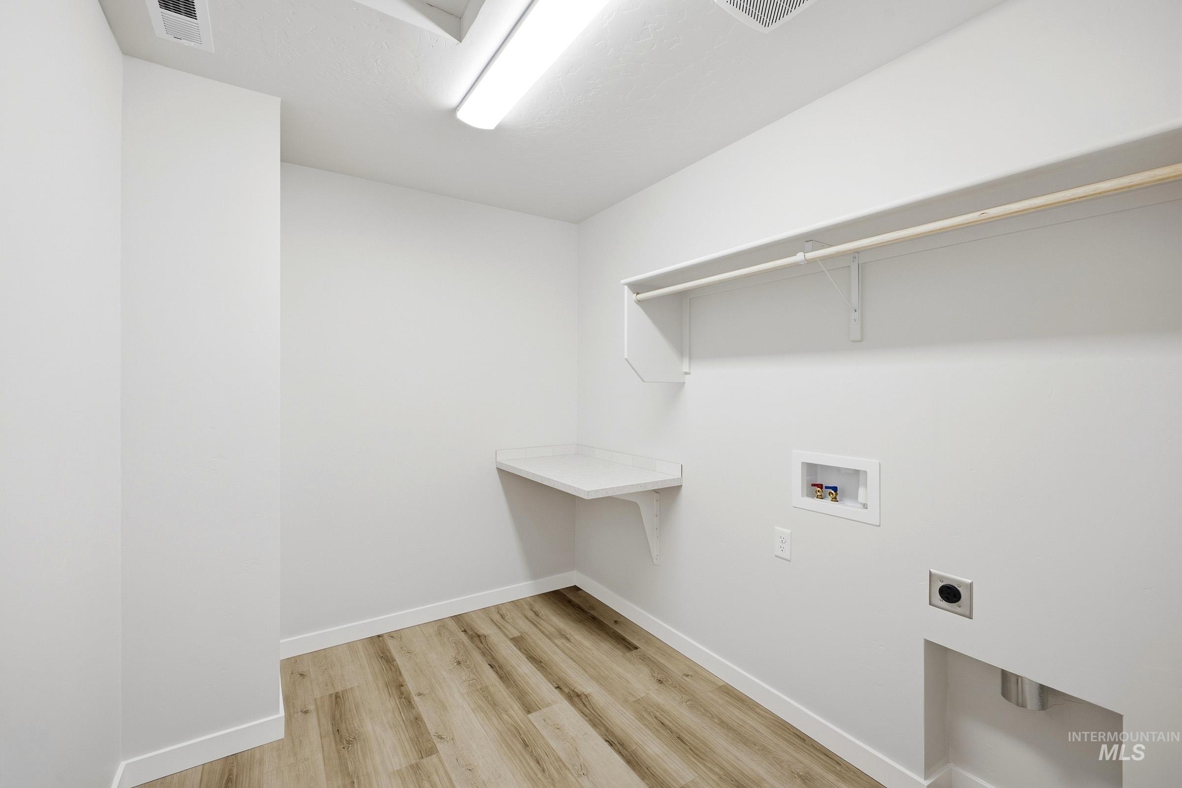 9486 W Blazing Star St Property Photo 17