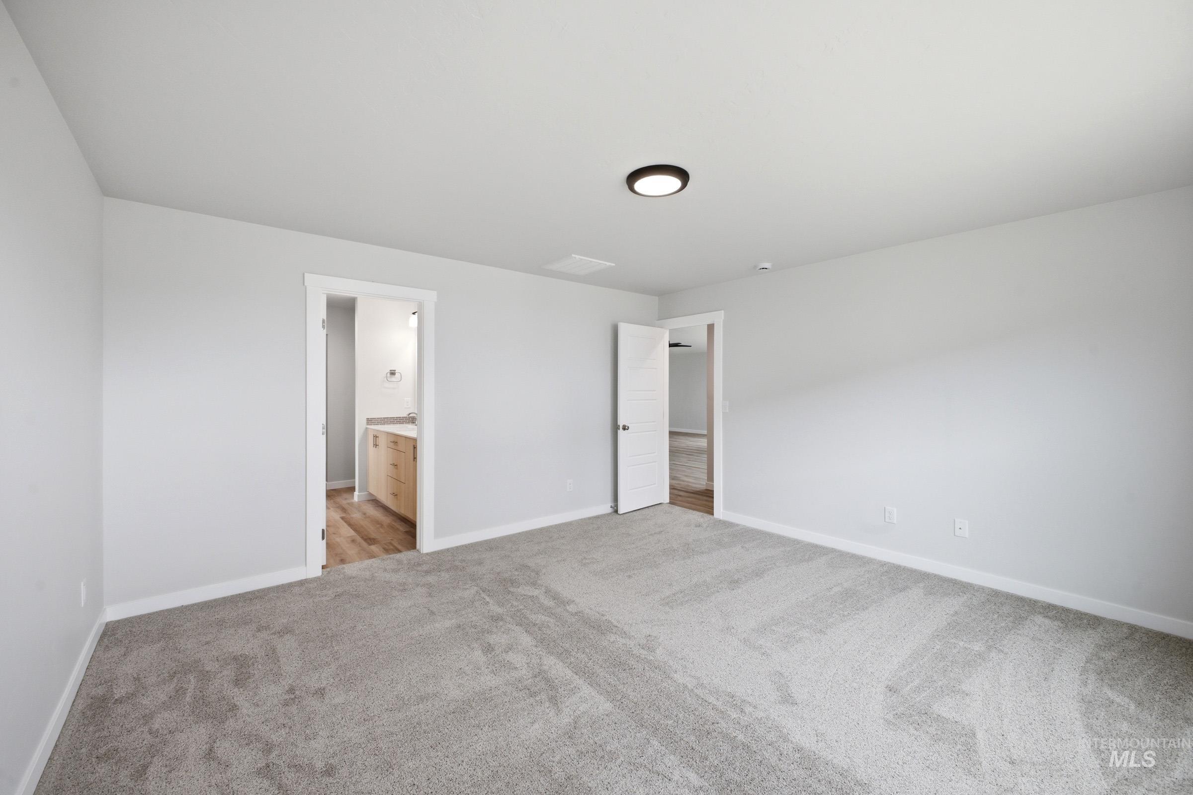 9486 W Blazing Star St Property Photo 19
