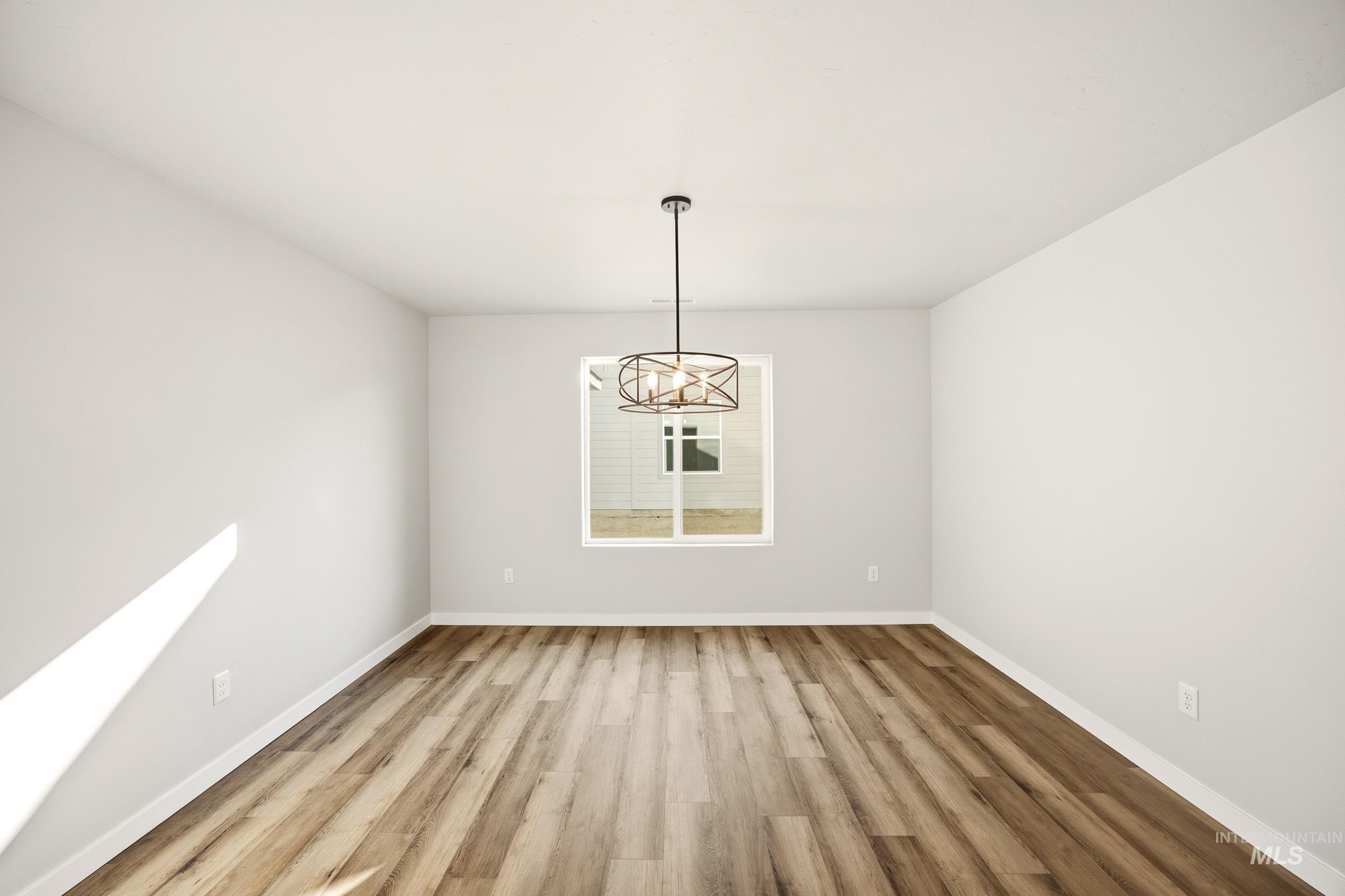 9401 W Blazing Star St Property Photo 10