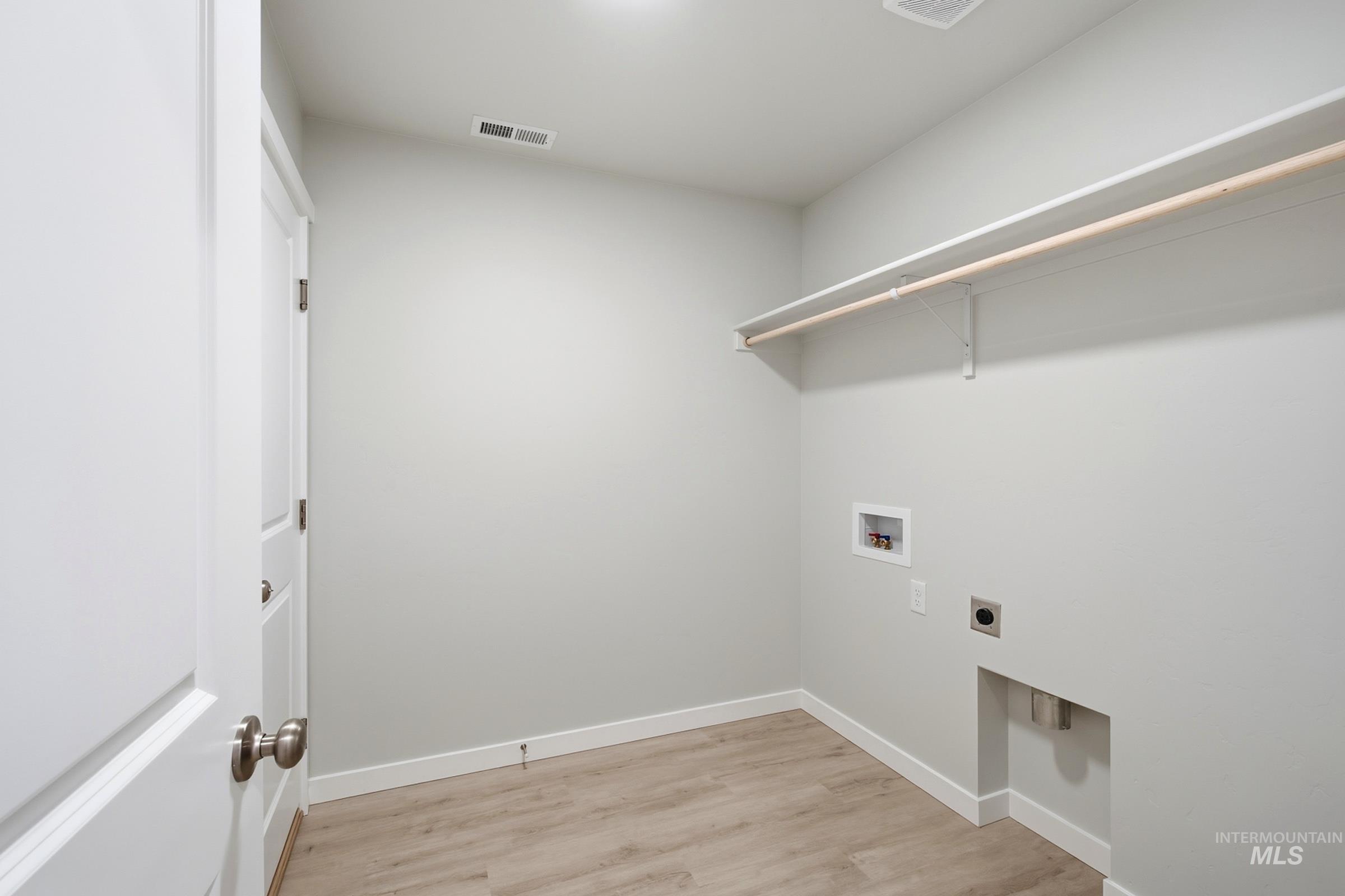 208 Benbrook Ave Property Photo 16