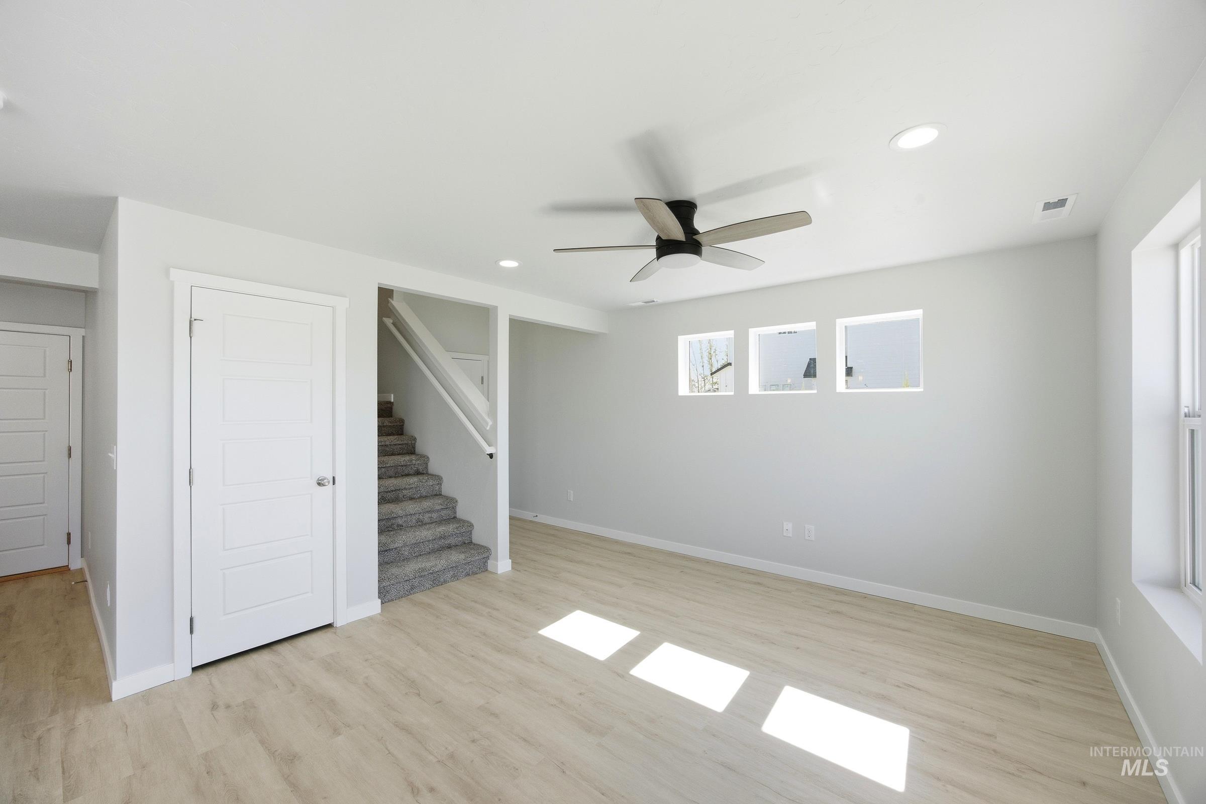 16197 Andes Ave Property Photo 7
