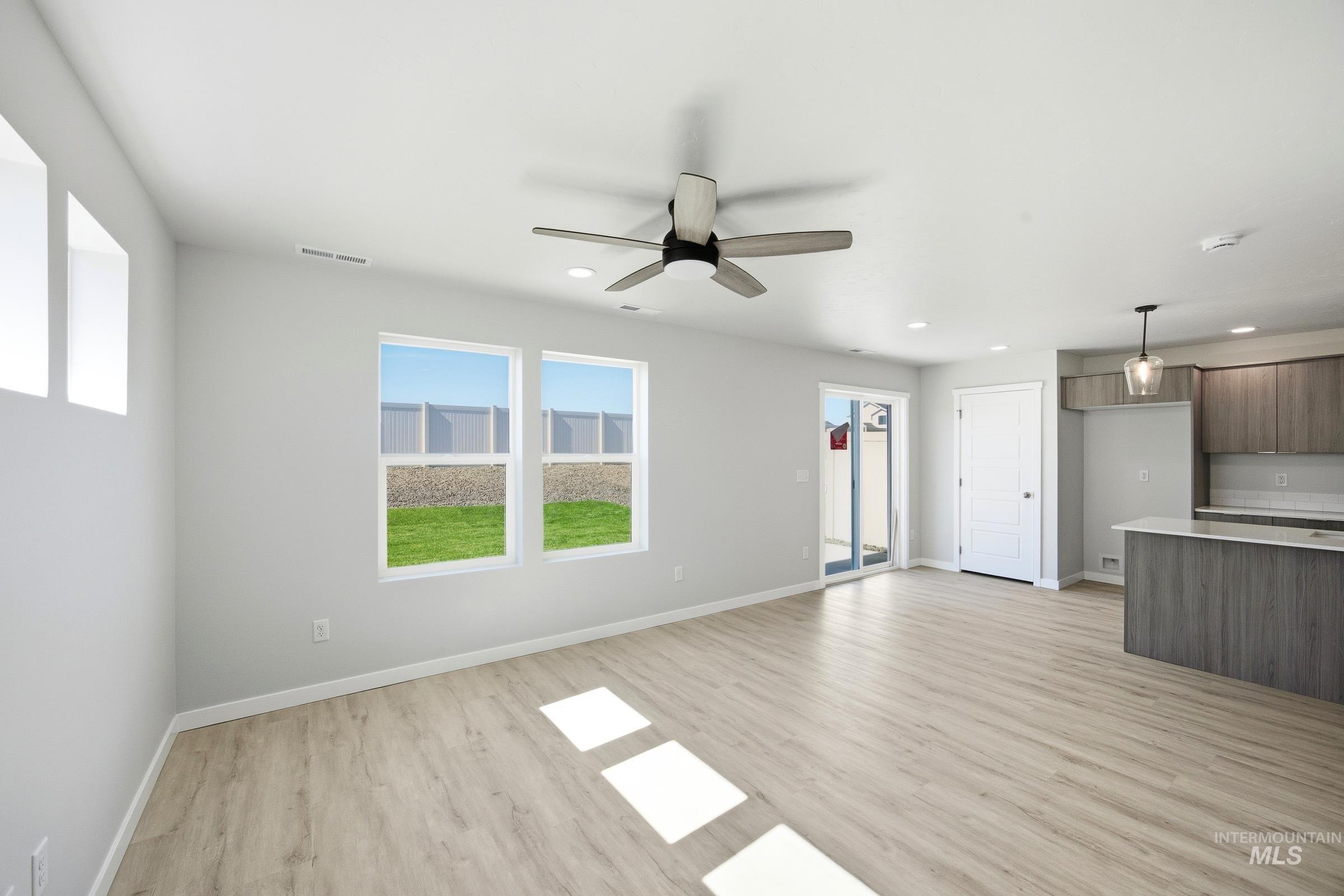 16197 Andes Ave Property Photo 8