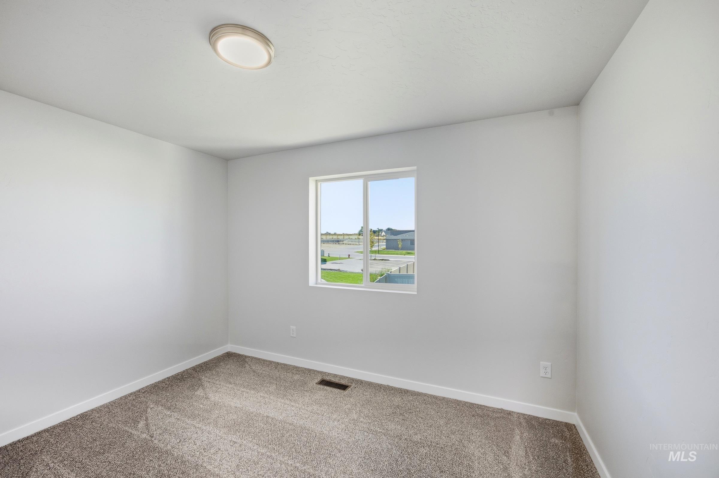 16197 Andes Ave Property Photo 11