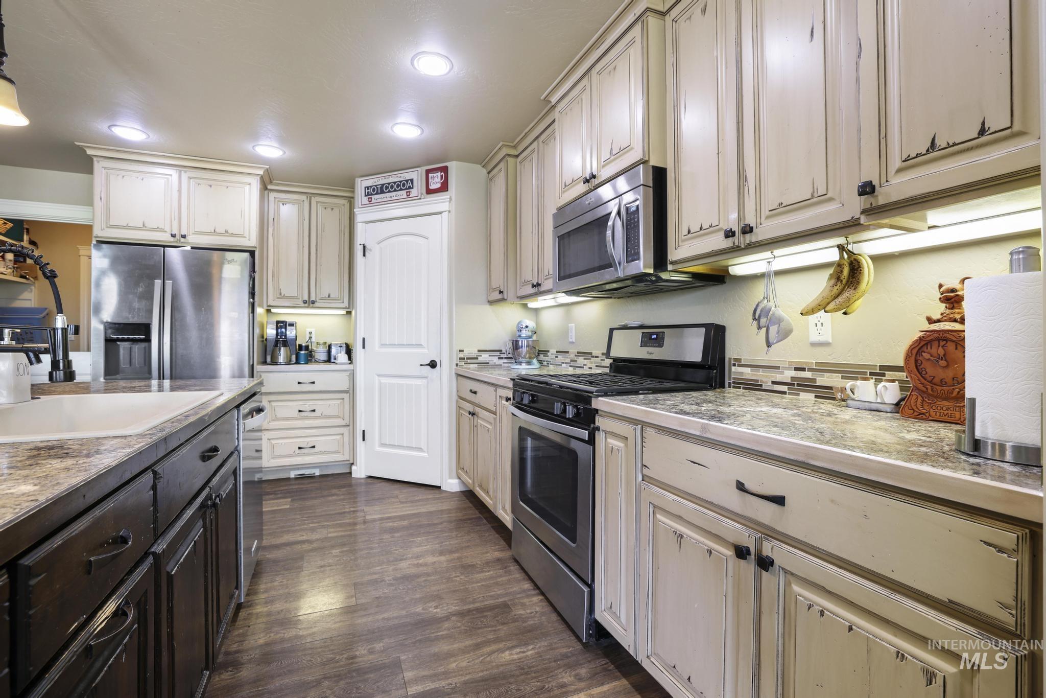3705 E 3755 N Property Photo 12
