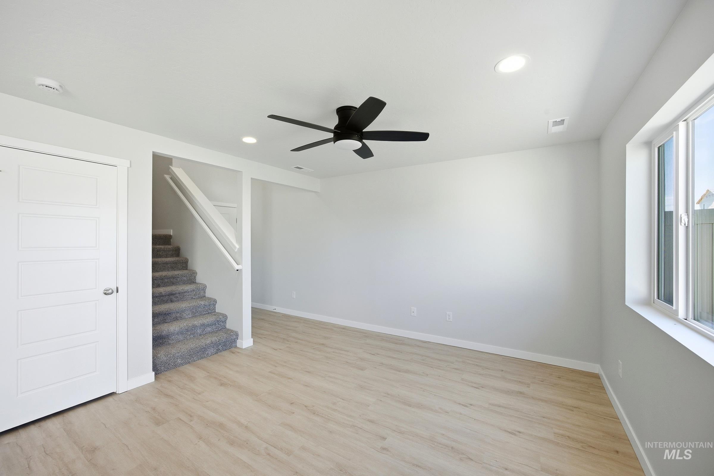 16203 Andes Ave Property Photo 7