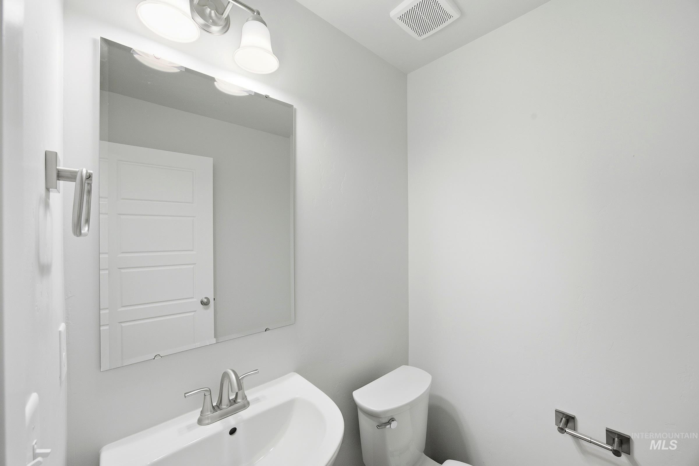 16203 Andes Ave Property Photo 10