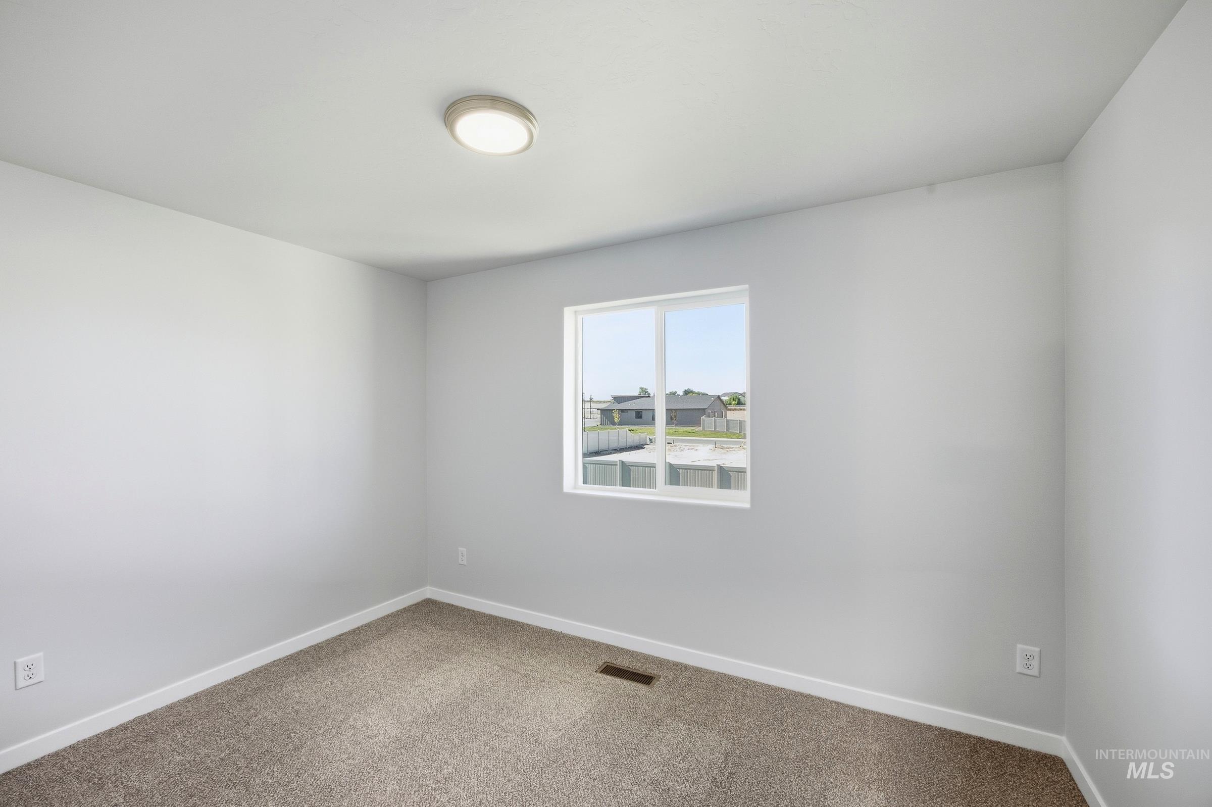 16203 Andes Ave Property Photo 11
