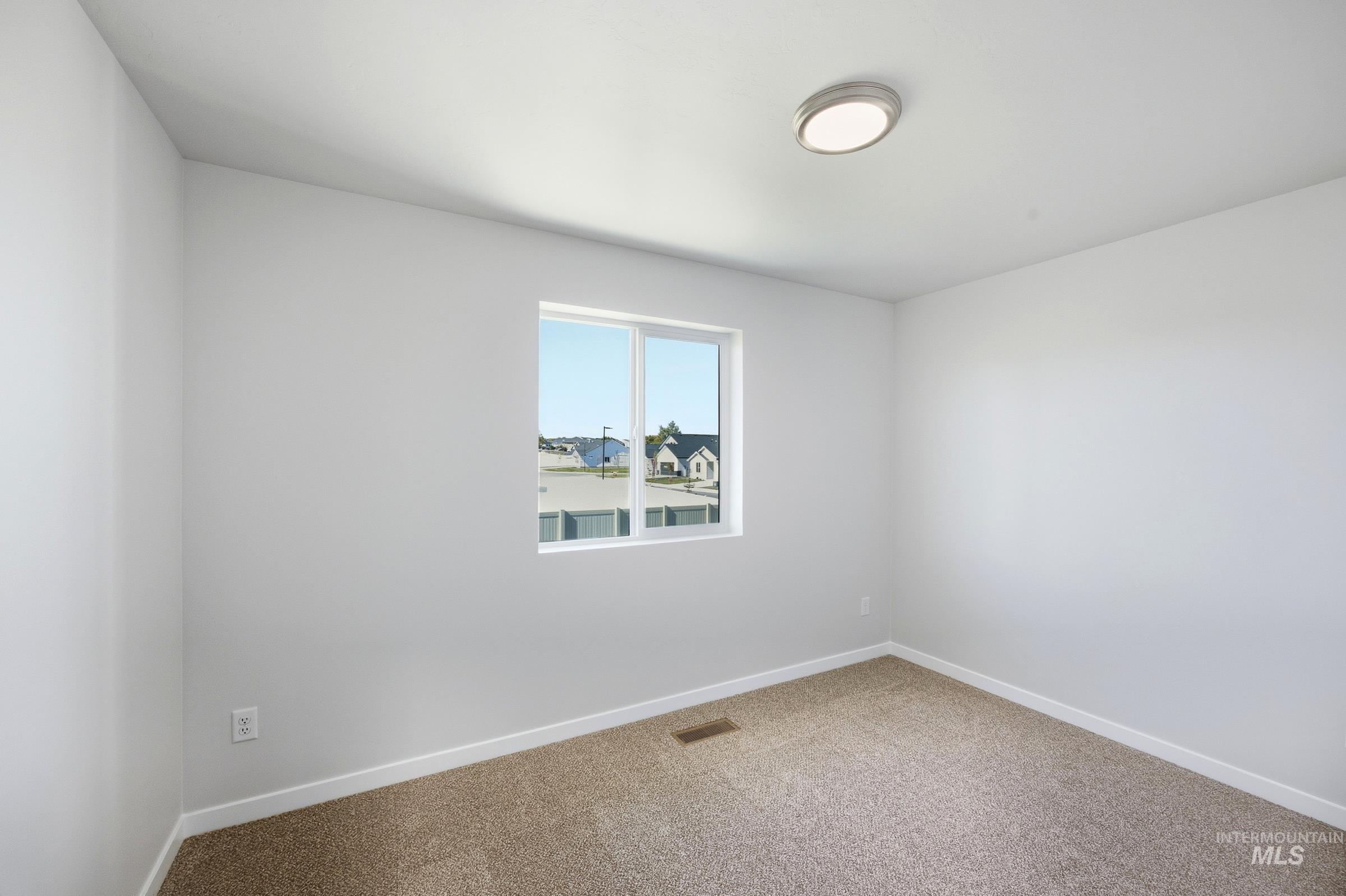 16203 Andes Ave Property Photo 13