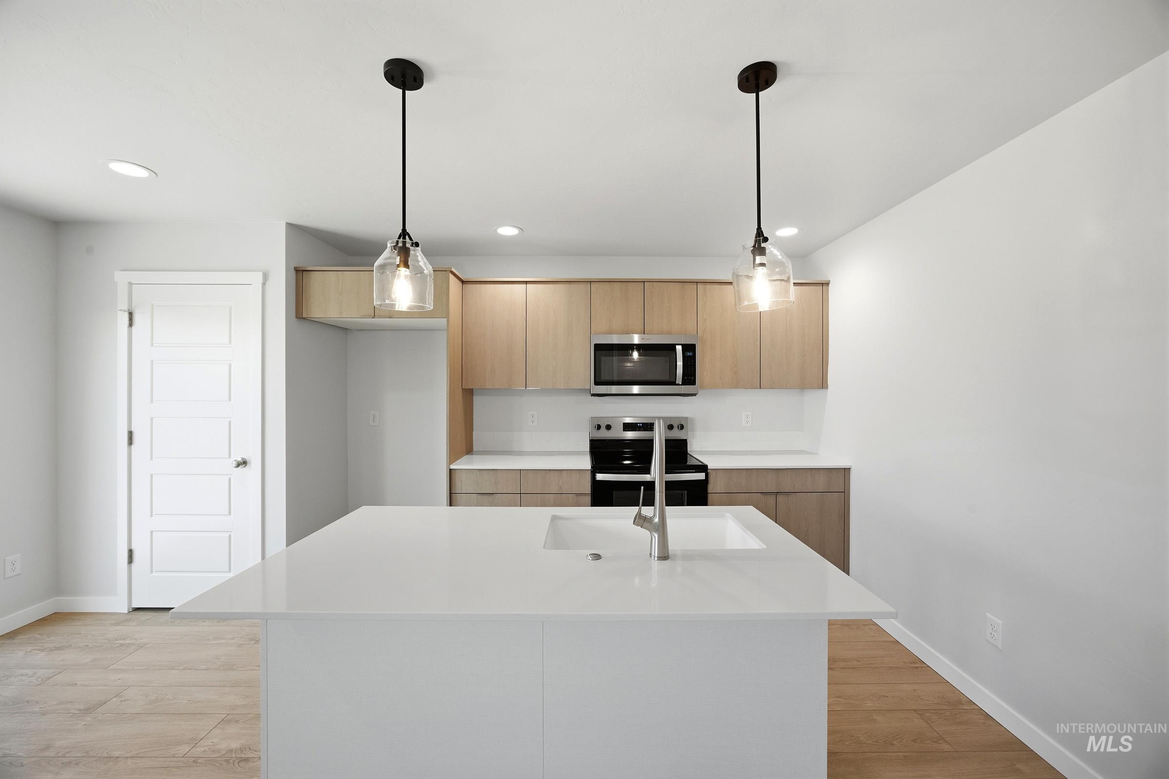 16207 Andes Ave Property Photo 3