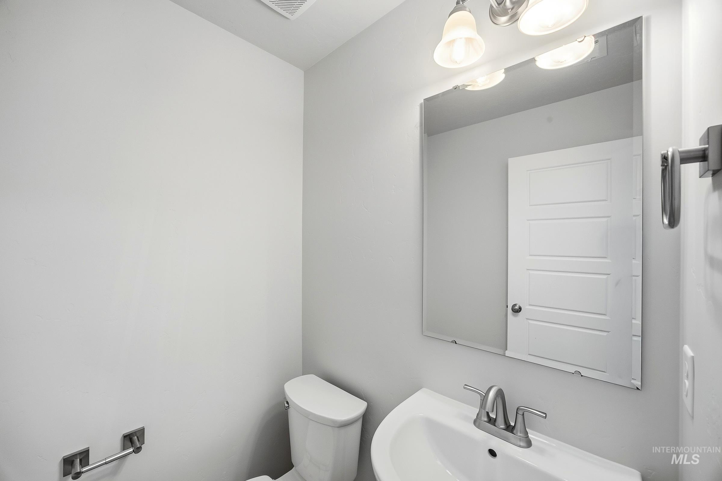 16207 Andes Ave Property Photo 7
