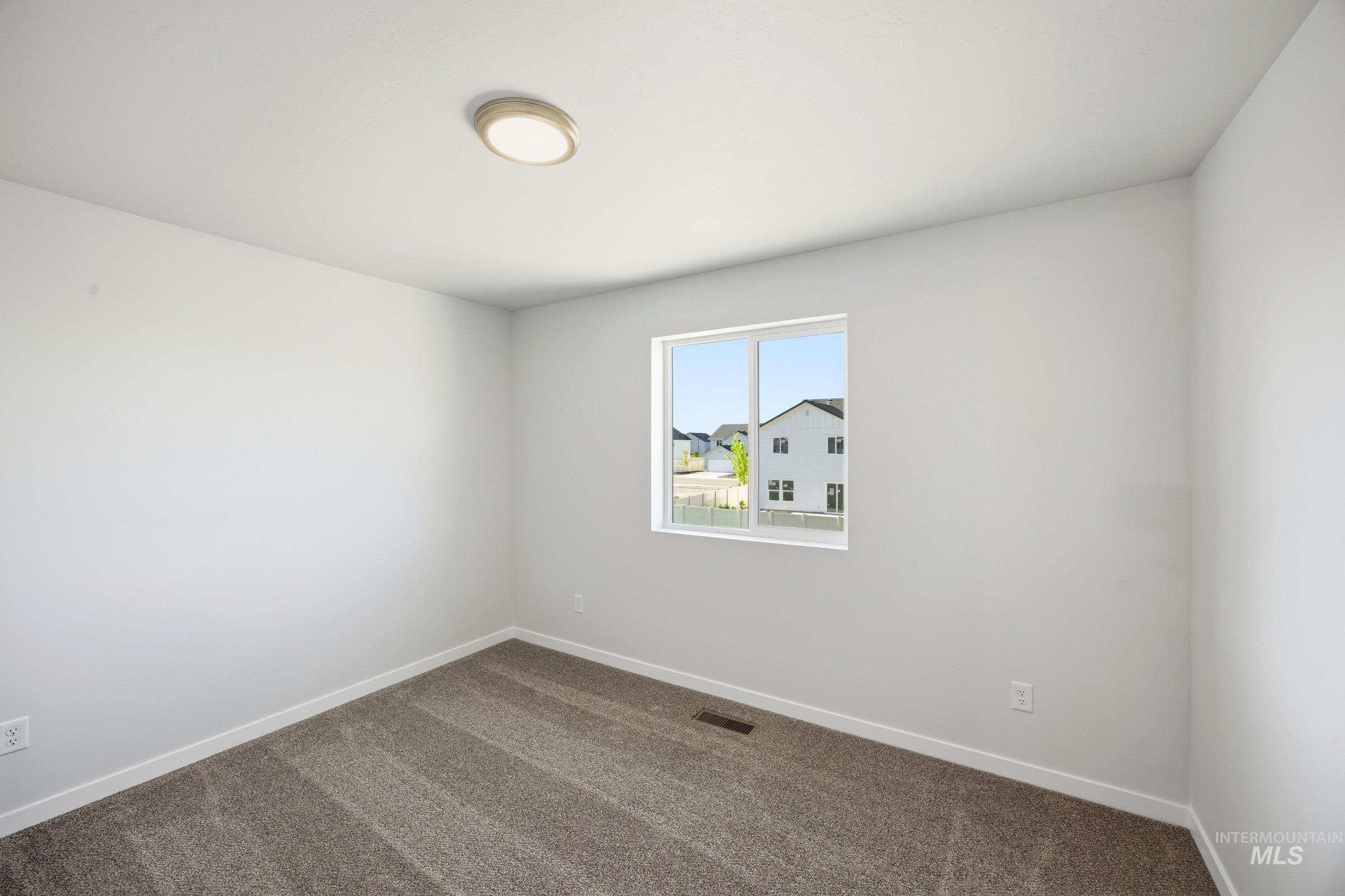 16207 Andes Ave Property Photo 11