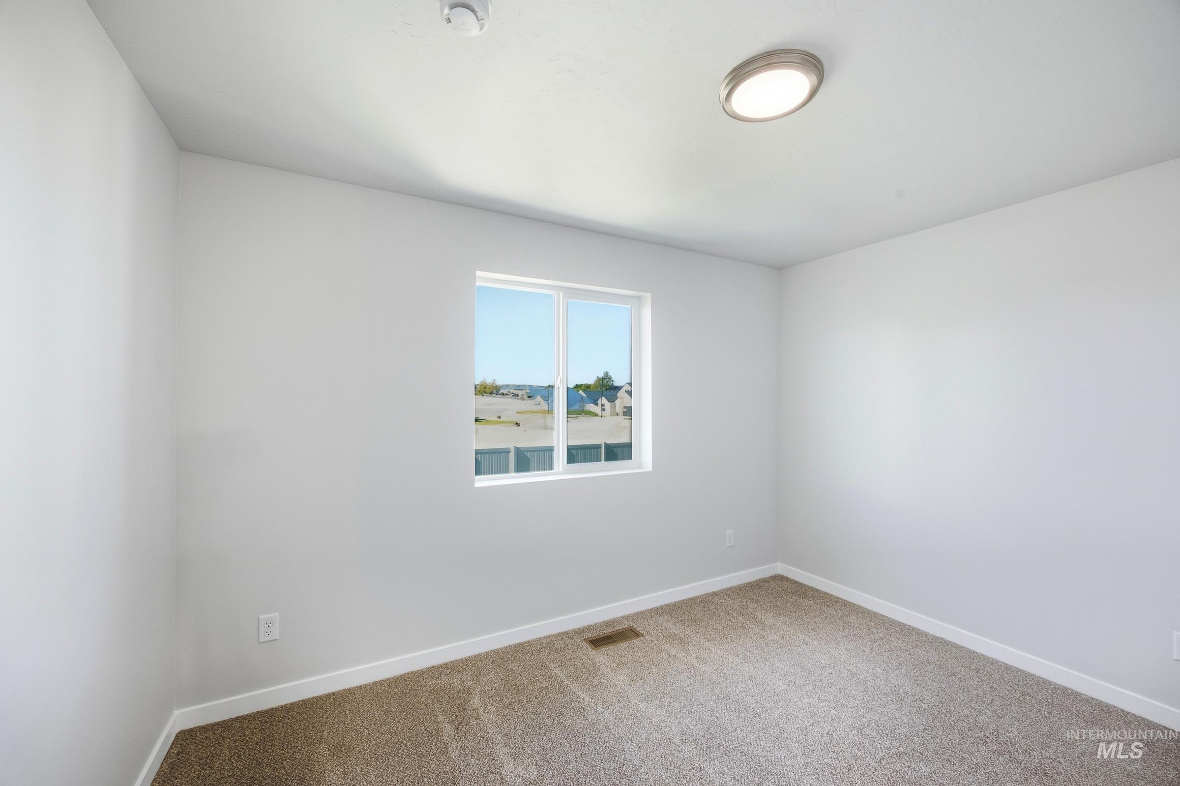 16207 Andes Ave Property Photo 11