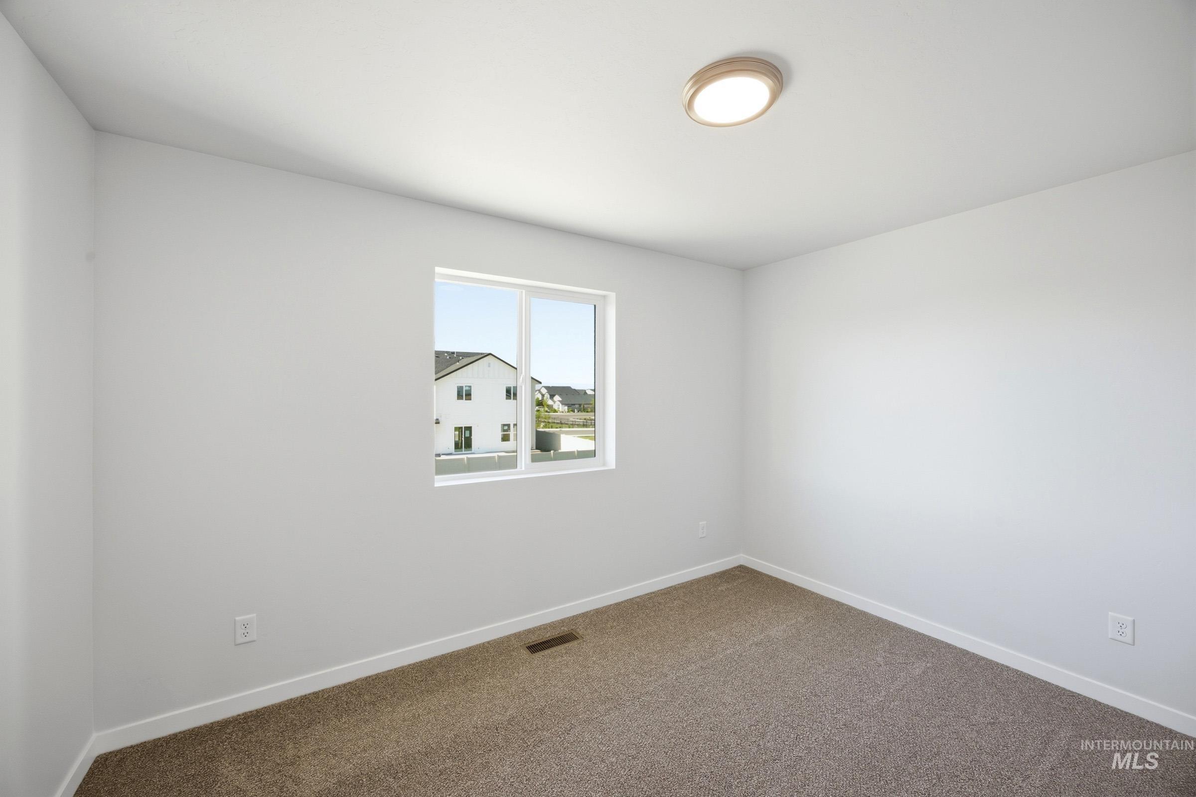 16207 Andes Ave Property Photo 13