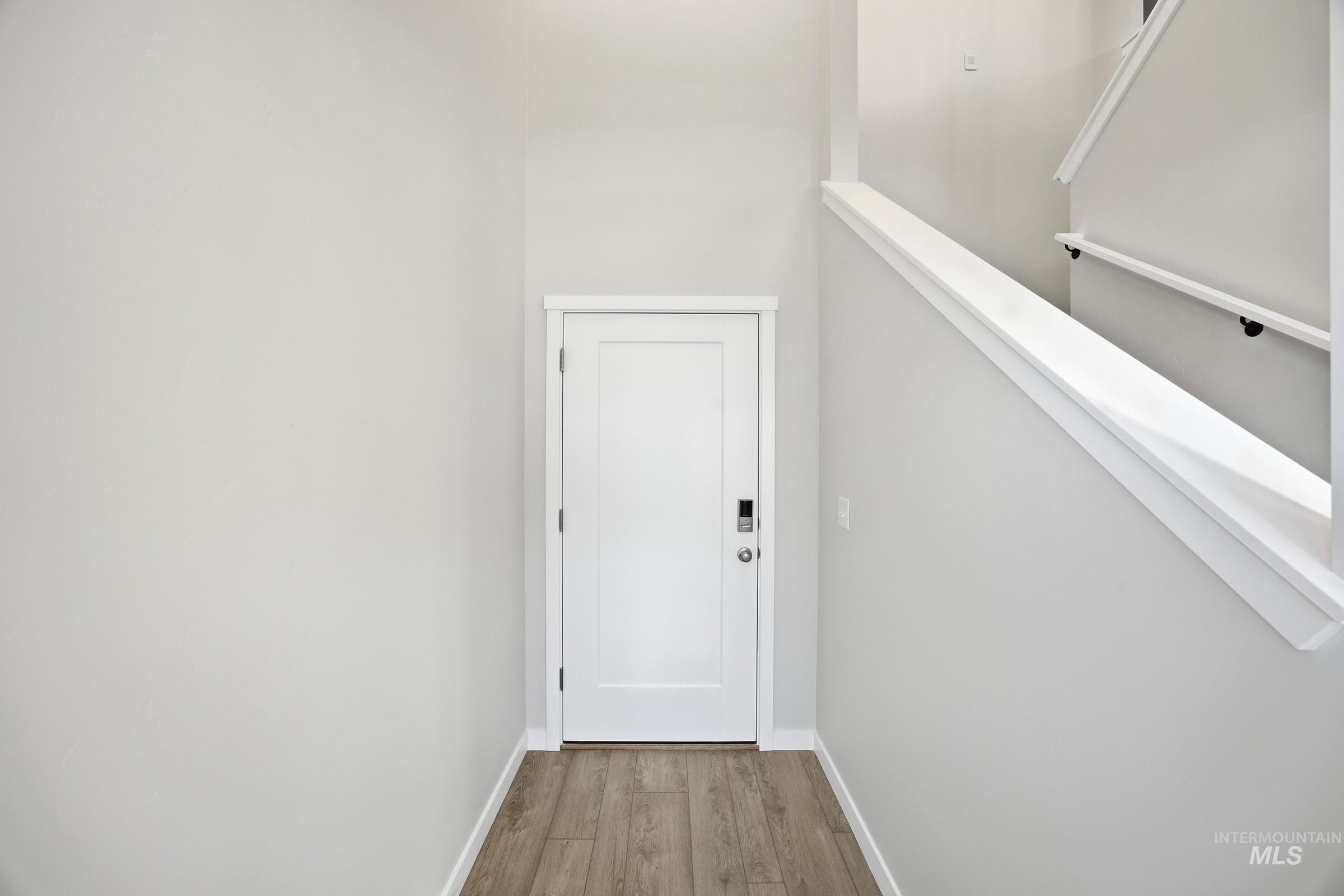 16211 Andes Ave Property Photo 2