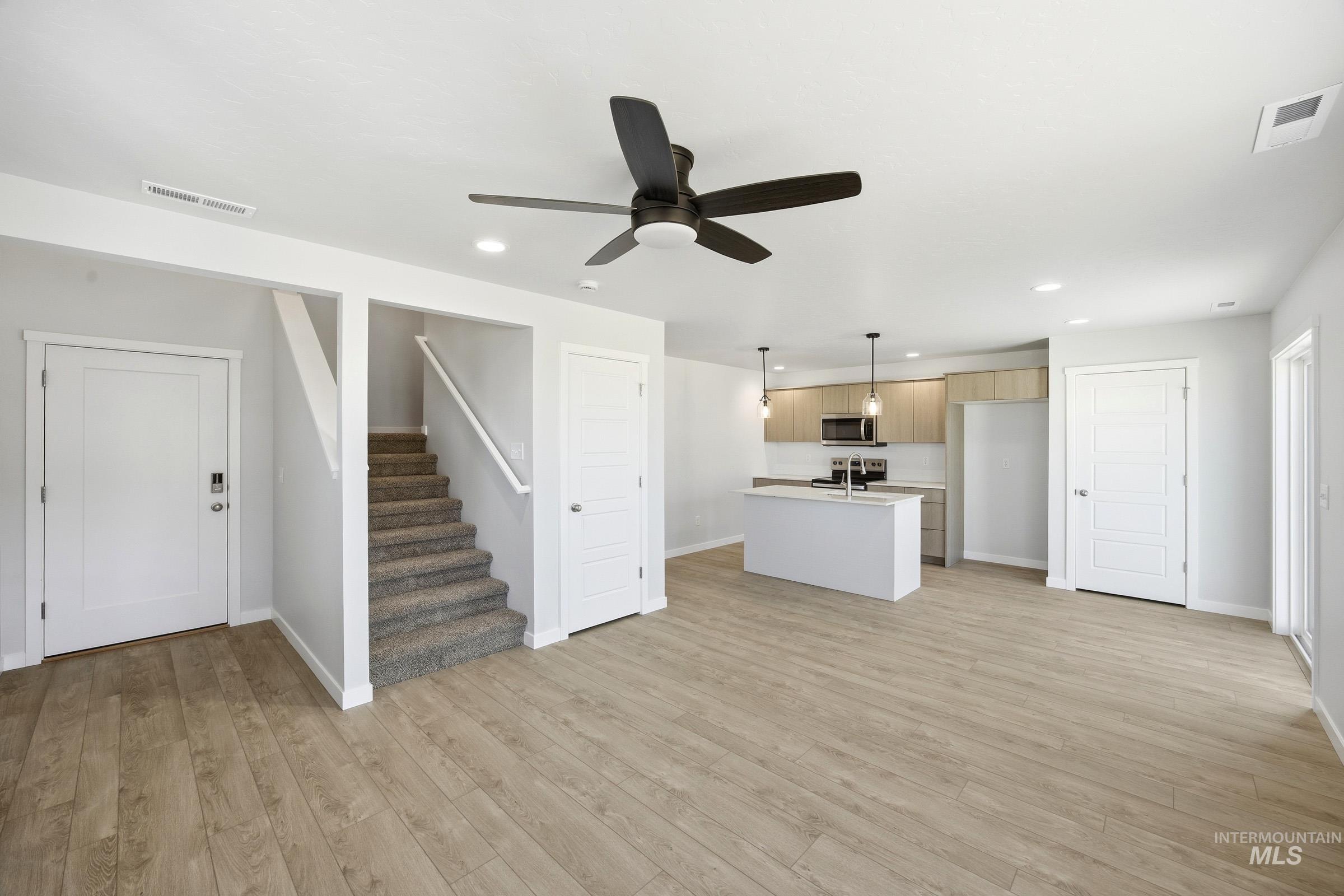 16211 Andes Ave Property Photo 10