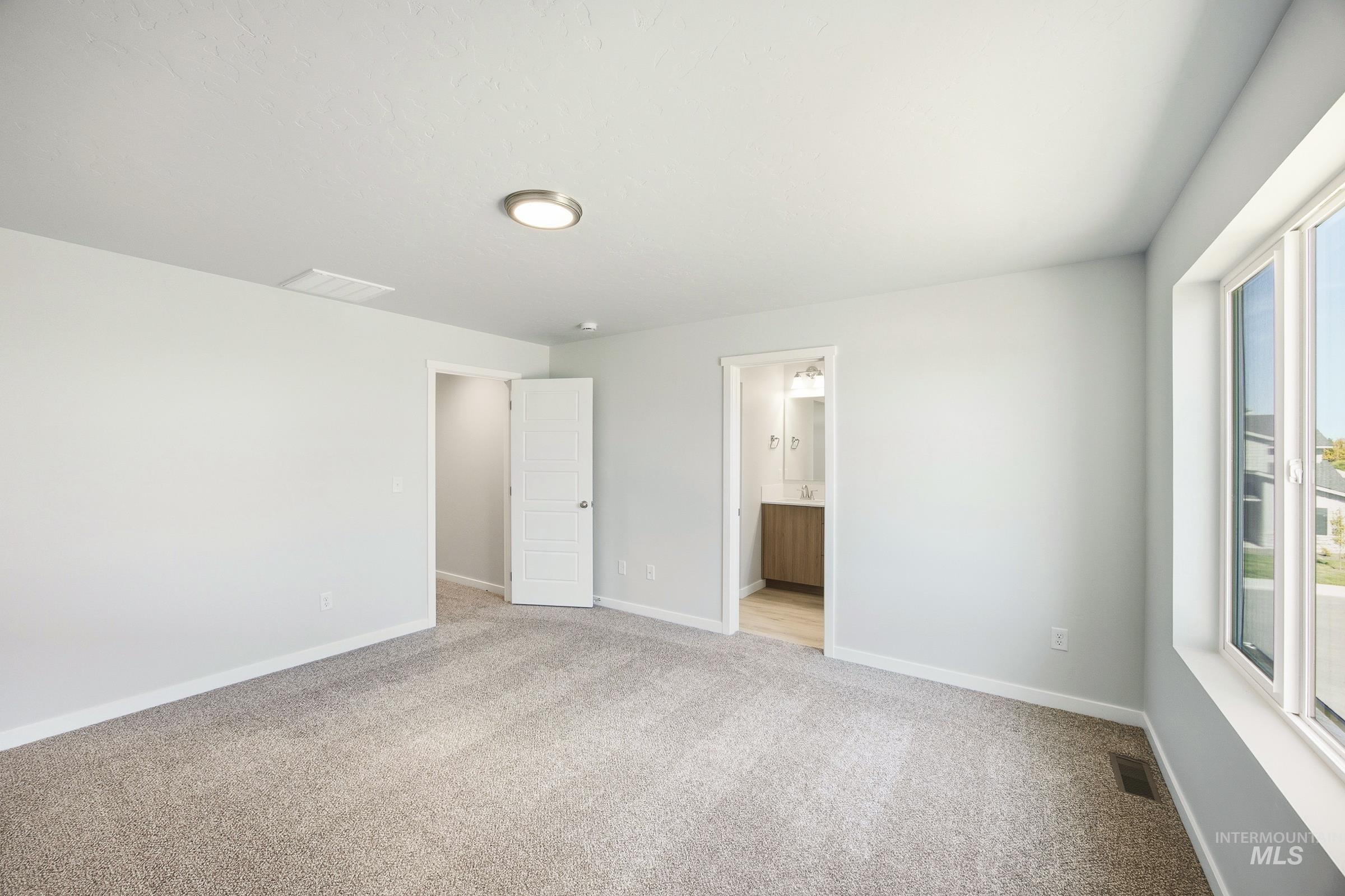 16211 Andes Ave Property Photo 21
