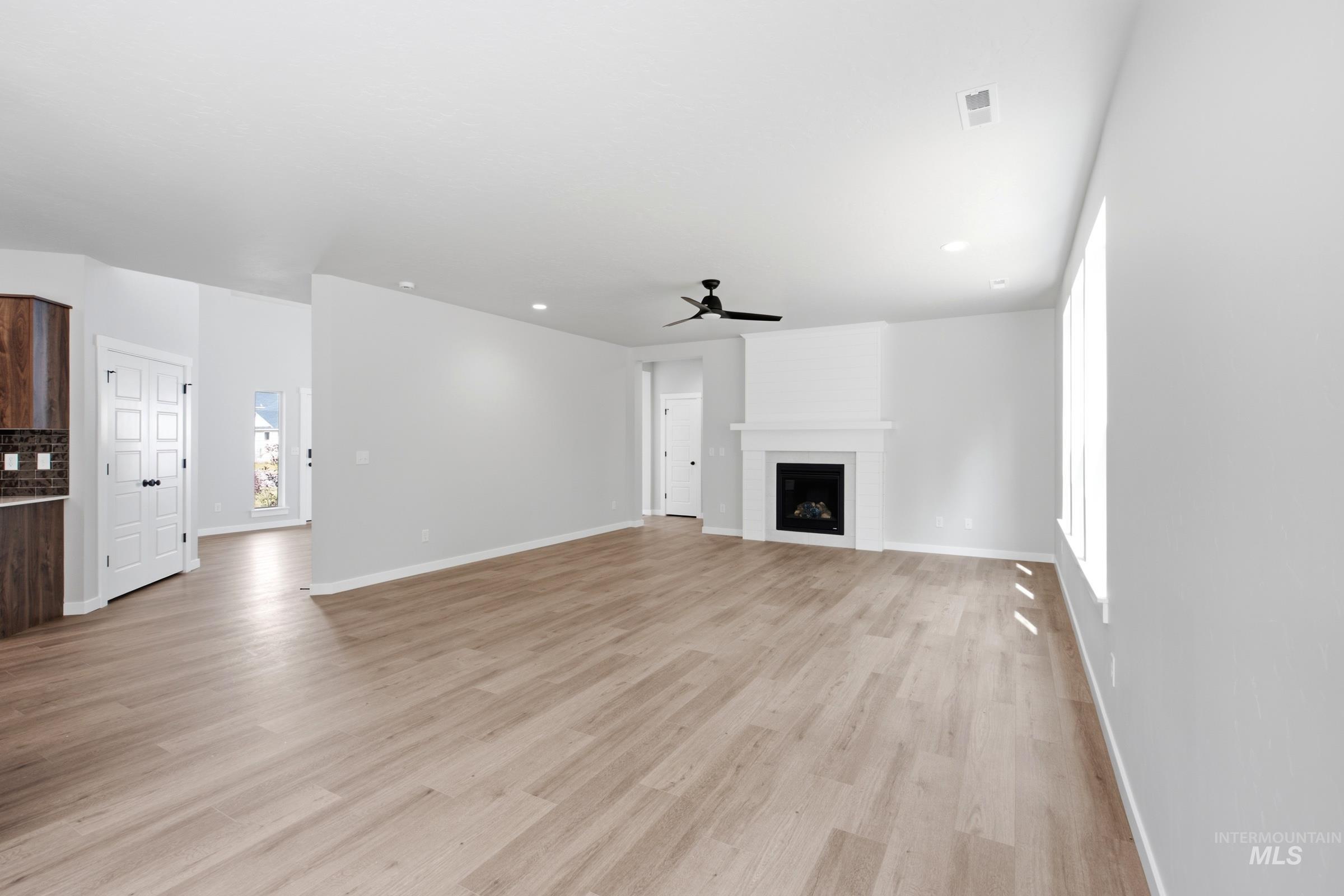 5032 S Bleachfield Ave Property Photo 10