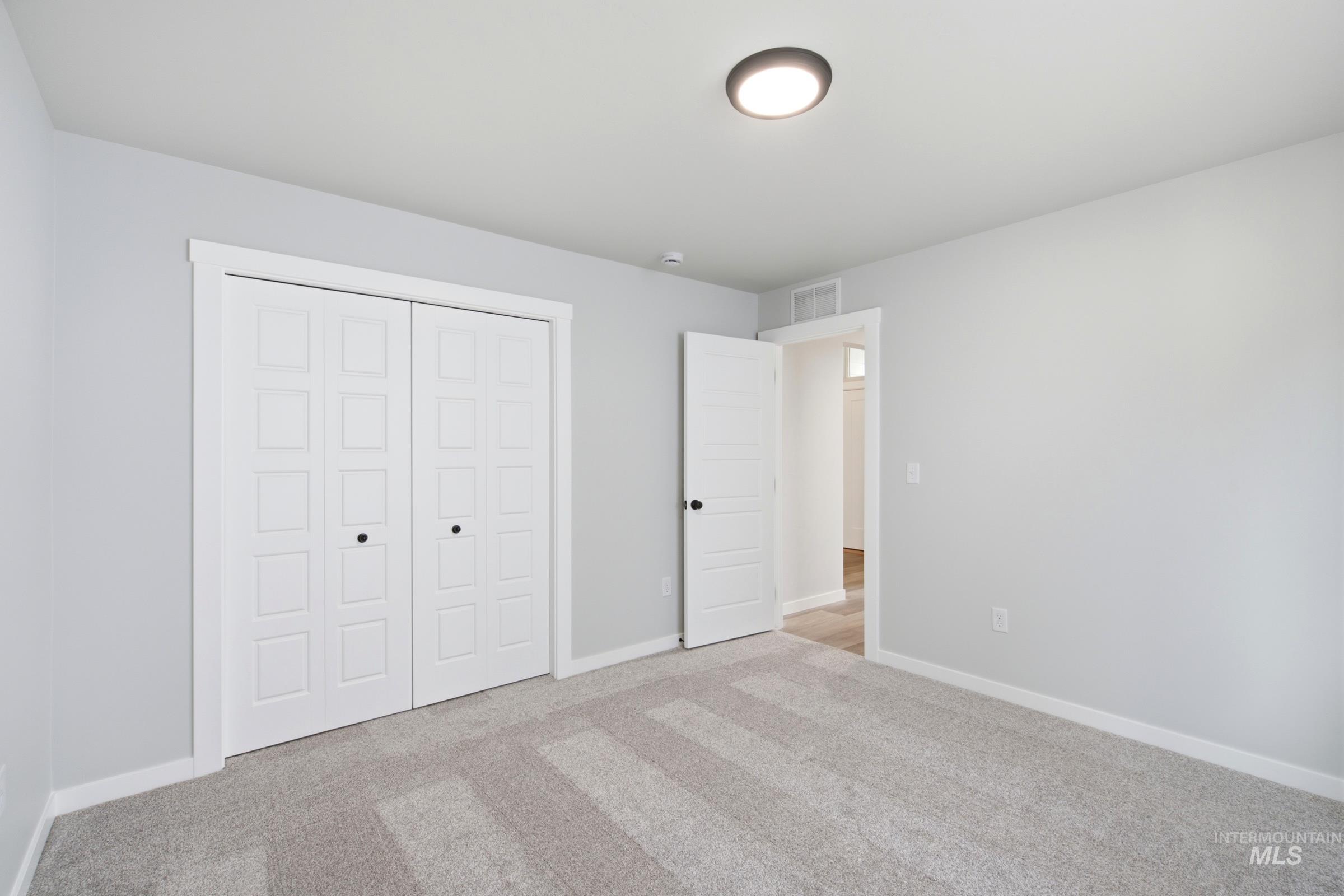 5065 S Bleachfield Ave Property Photo 15