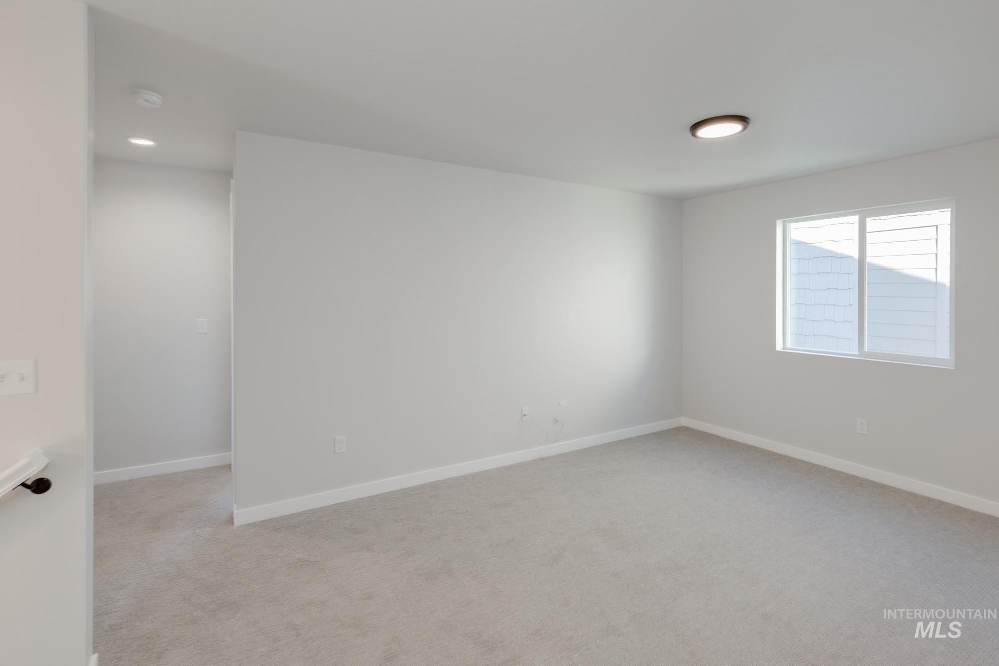 2058 S Summerson Way Property Photo 14
