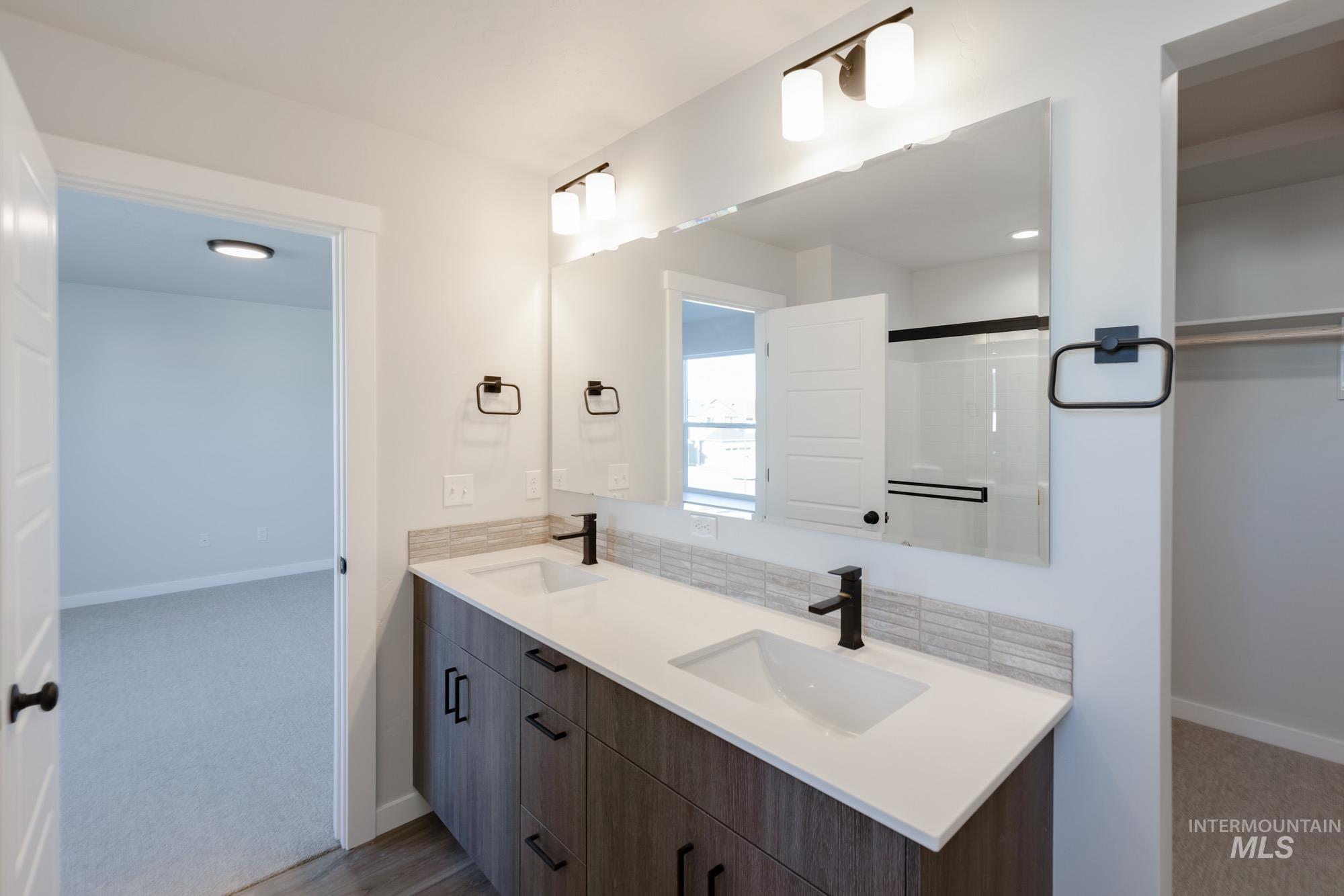 2058 S Summerson Way Property Photo 17
