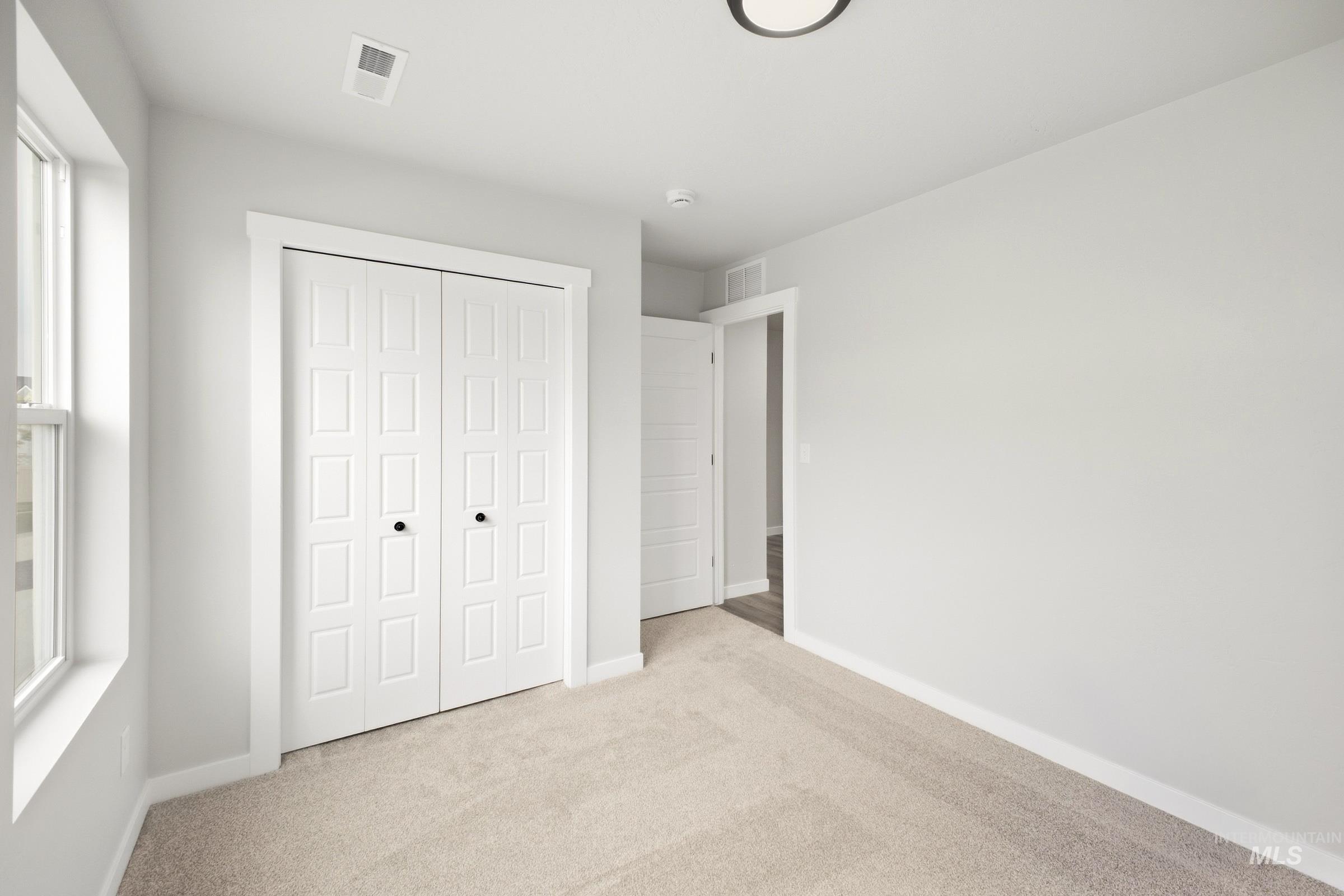 2435 W Red Jasper Dr Property Photo 11