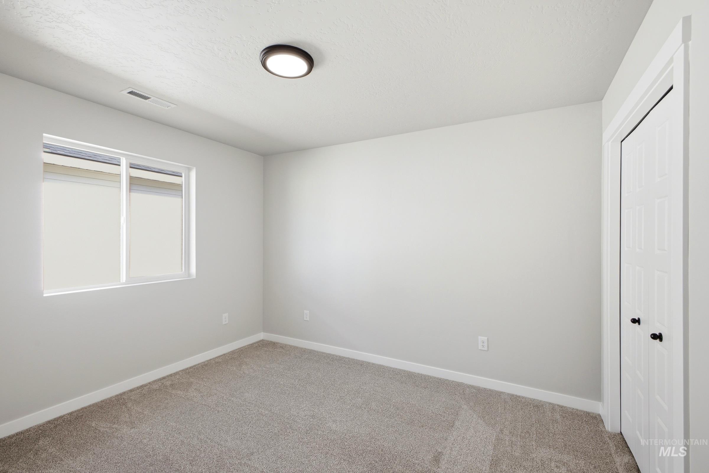 2520 W Tar Sands Dr Property Photo 15
