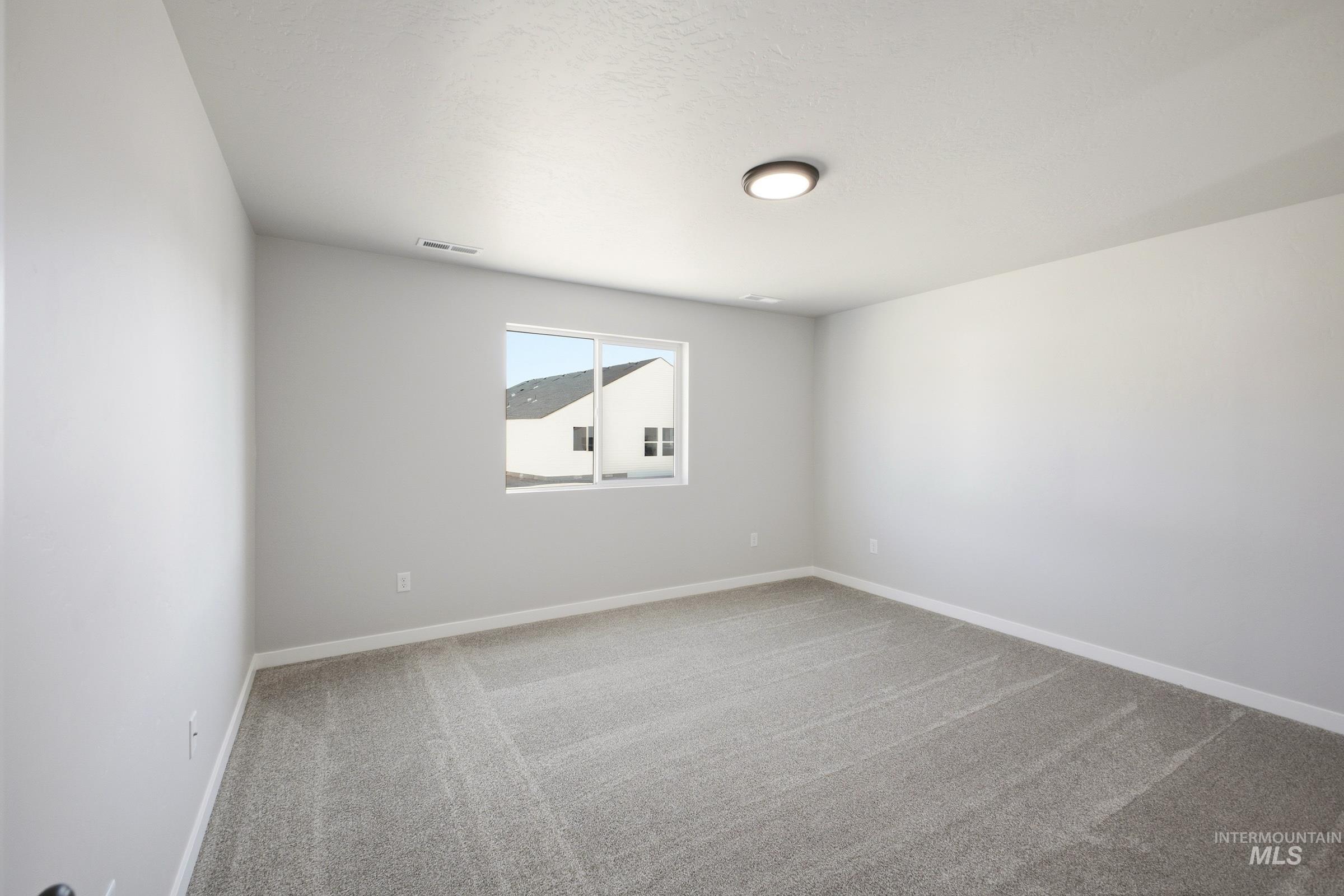 2520 W Tar Sands Dr Property Photo 17