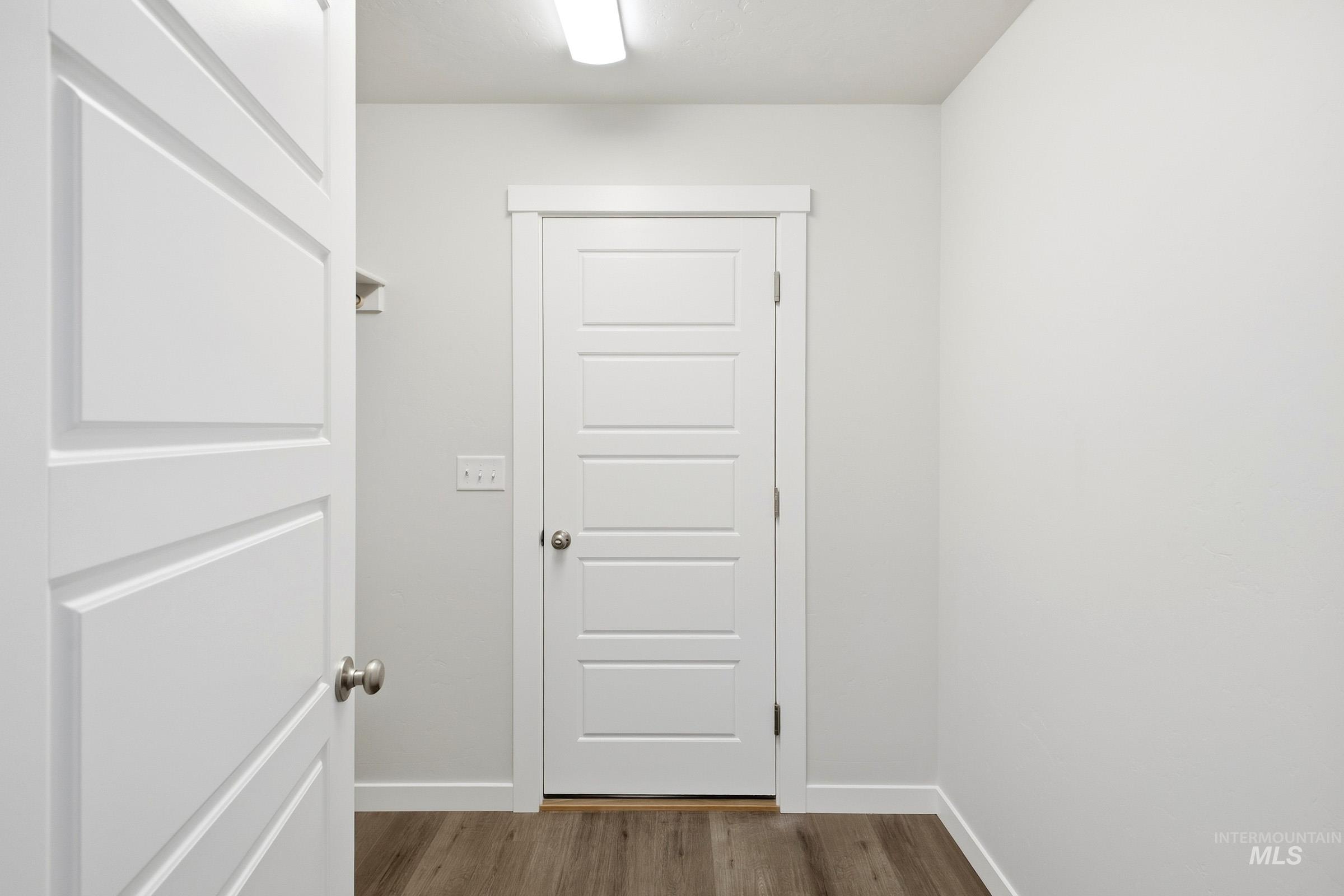 1342 N Coltsfoot Ave Property Photo 17