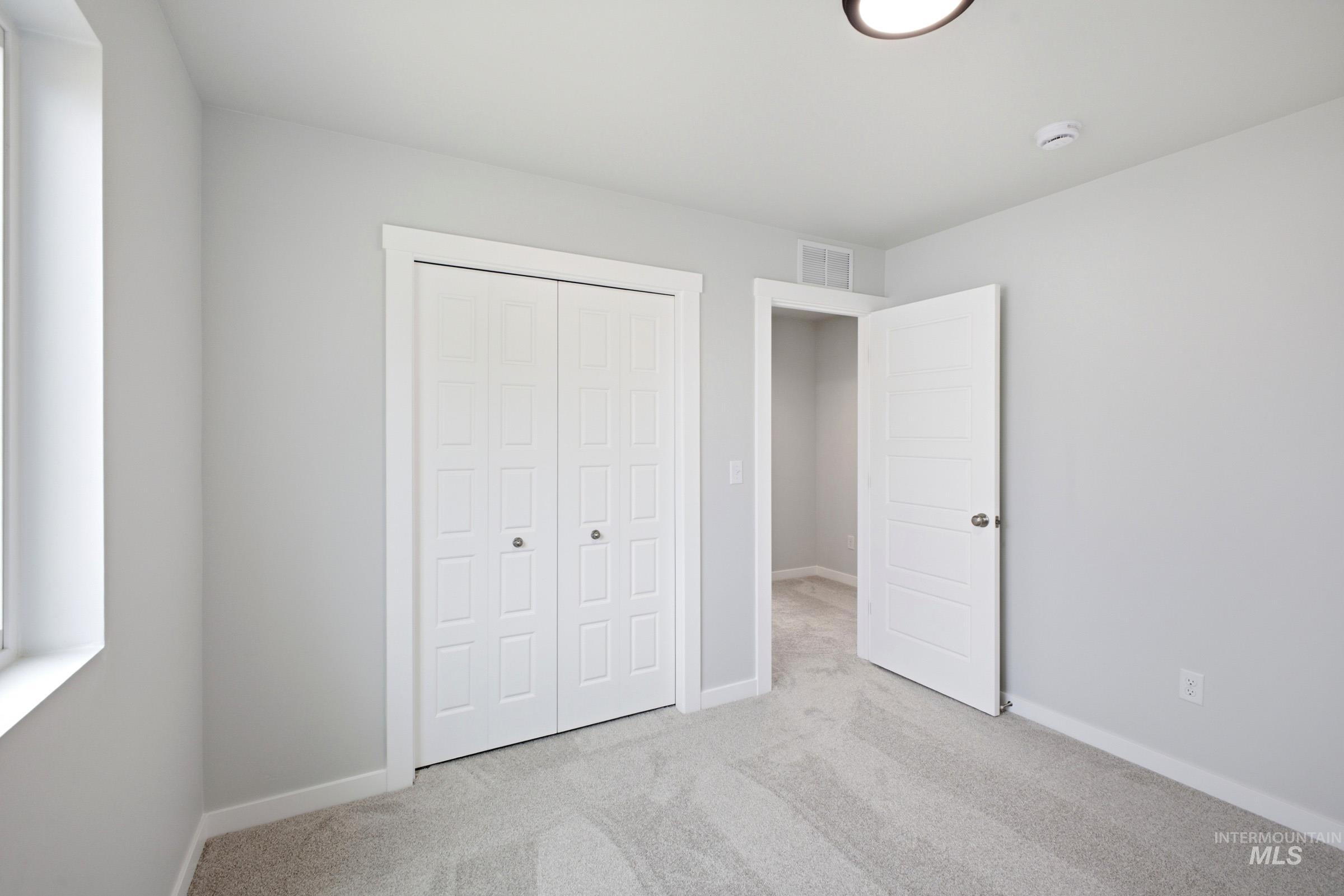 1268 N Coltsfoot Ave Property Photo 20