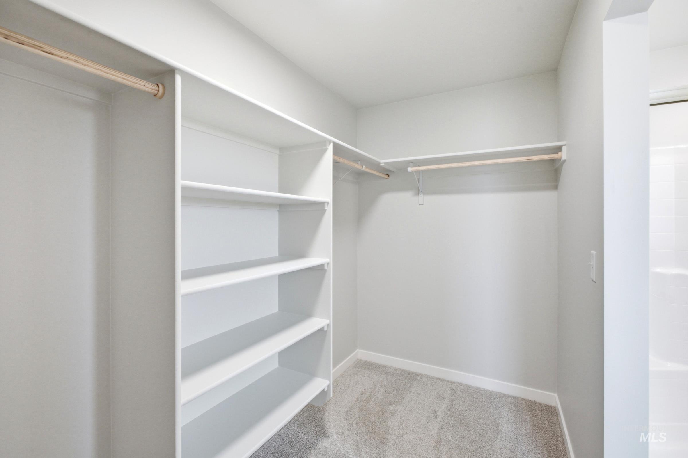1268 N Coltsfoot Ave Property Photo 26