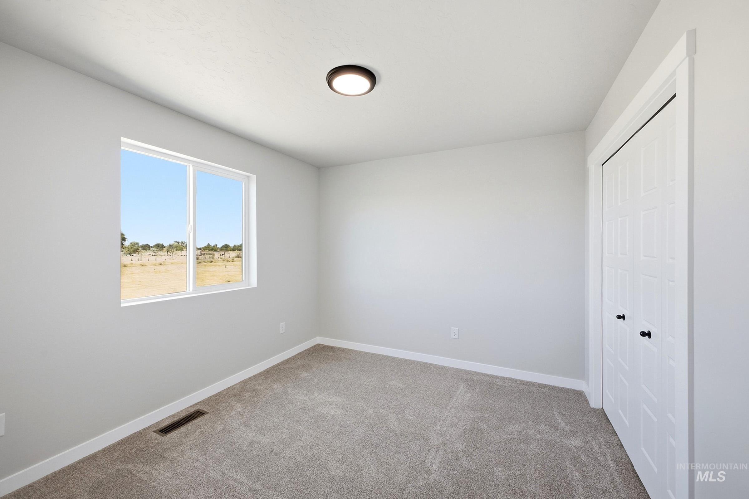 2559 W Tar Sands Dr Property Photo 15
