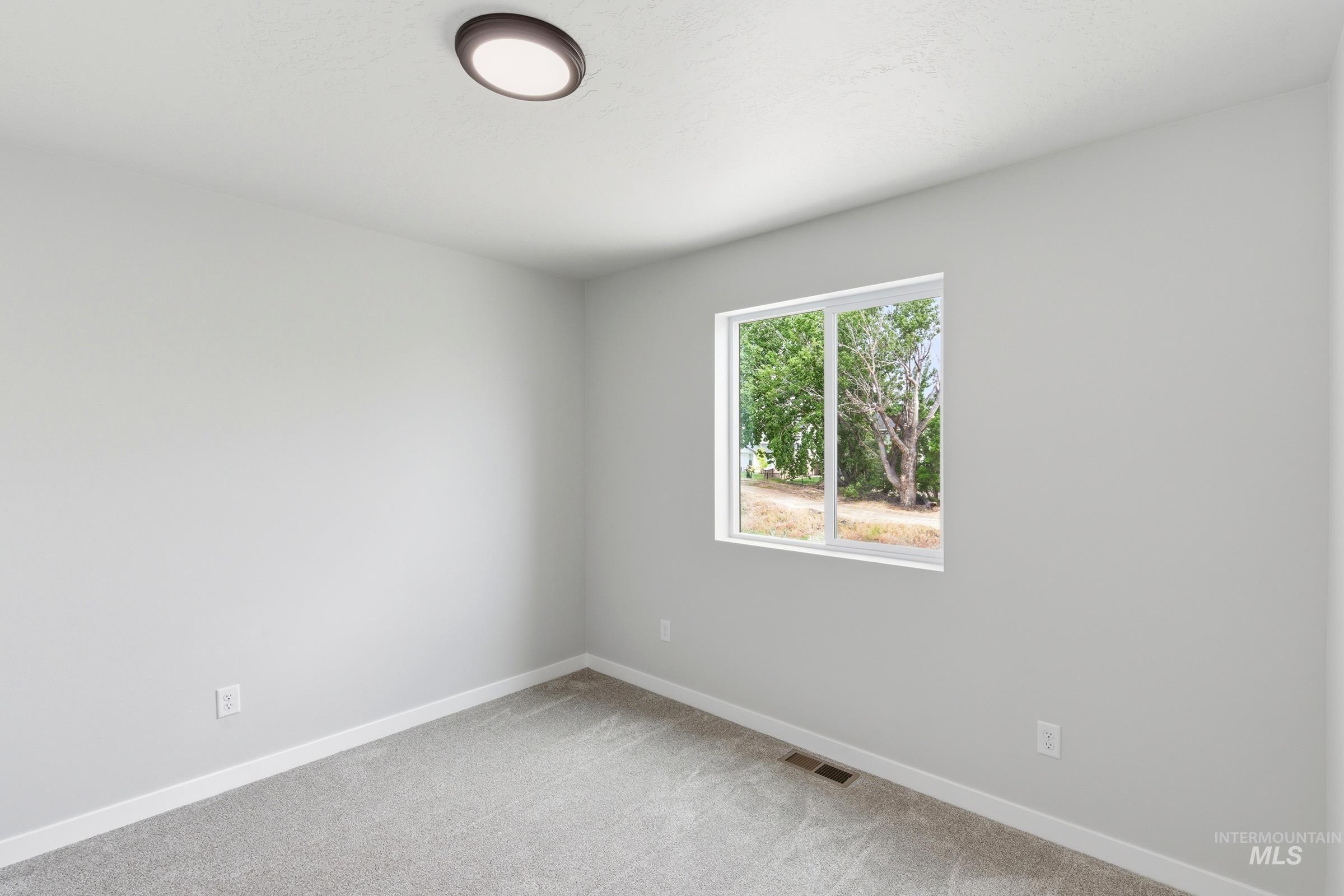 2559 W Tar Sands Dr Property Photo 21