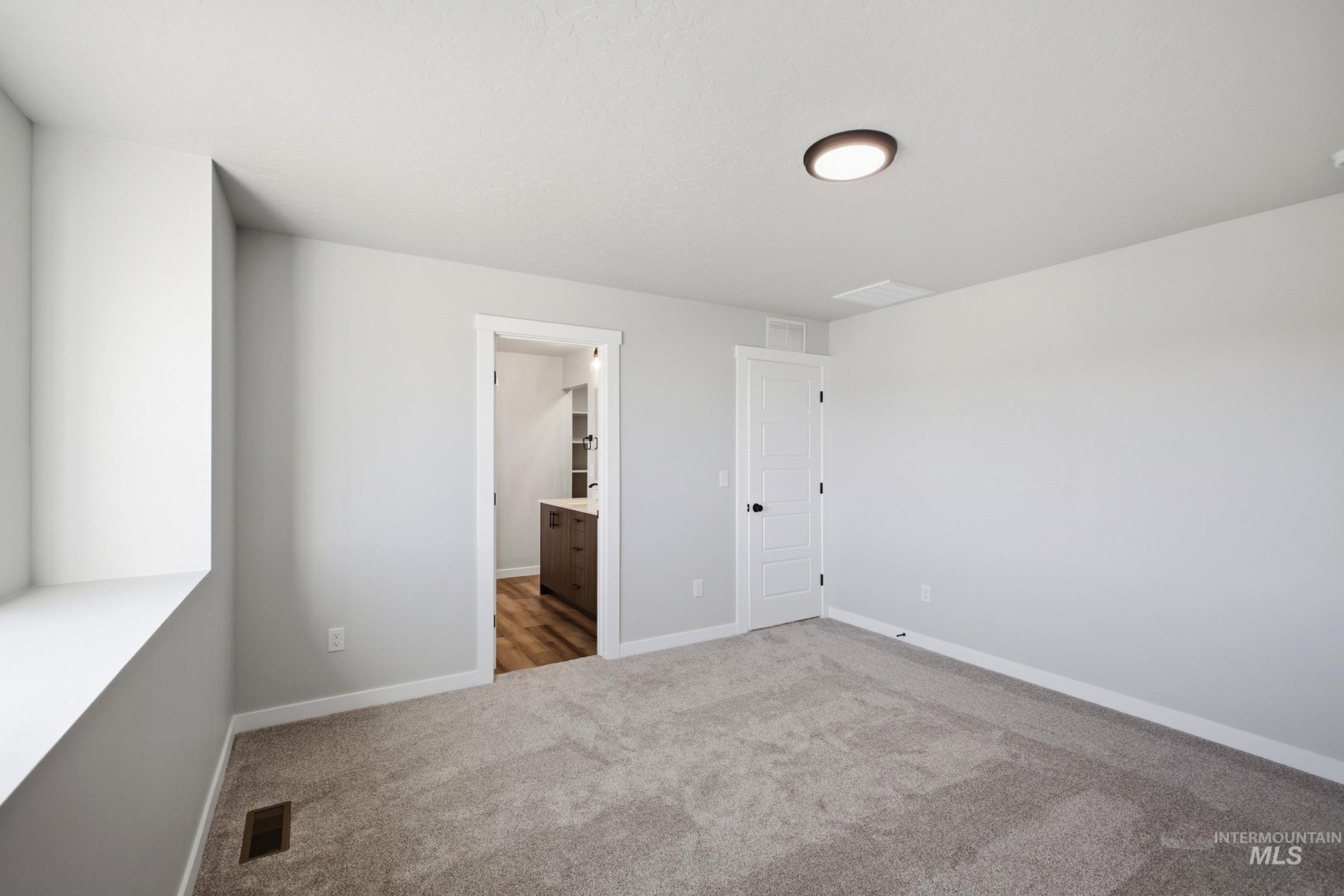 2559 W Tar Sands Dr Property Photo 21