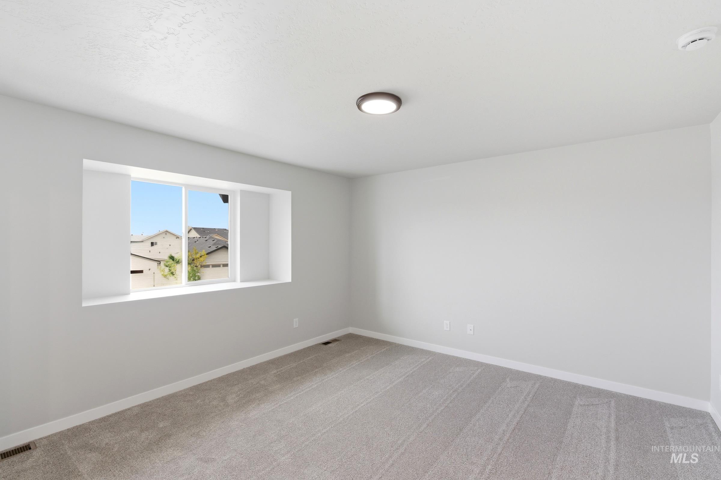 2559 W Tar Sands Dr Property Photo 24