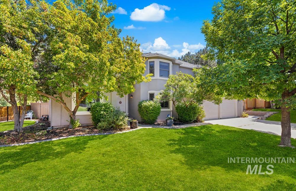 1865 E Sendero Ln Property Photo 3