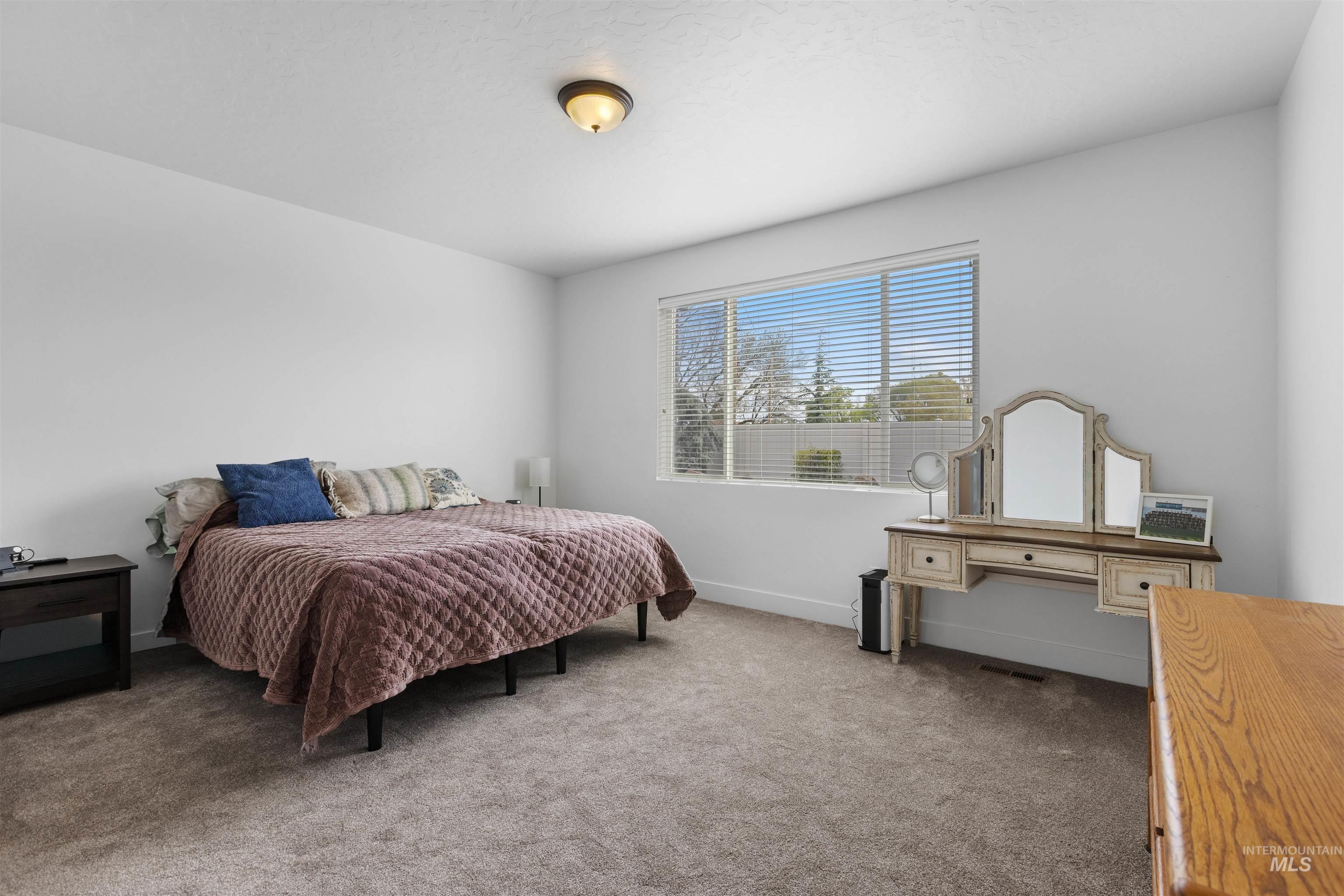 17434 N Endurance Ave Property Photo 22