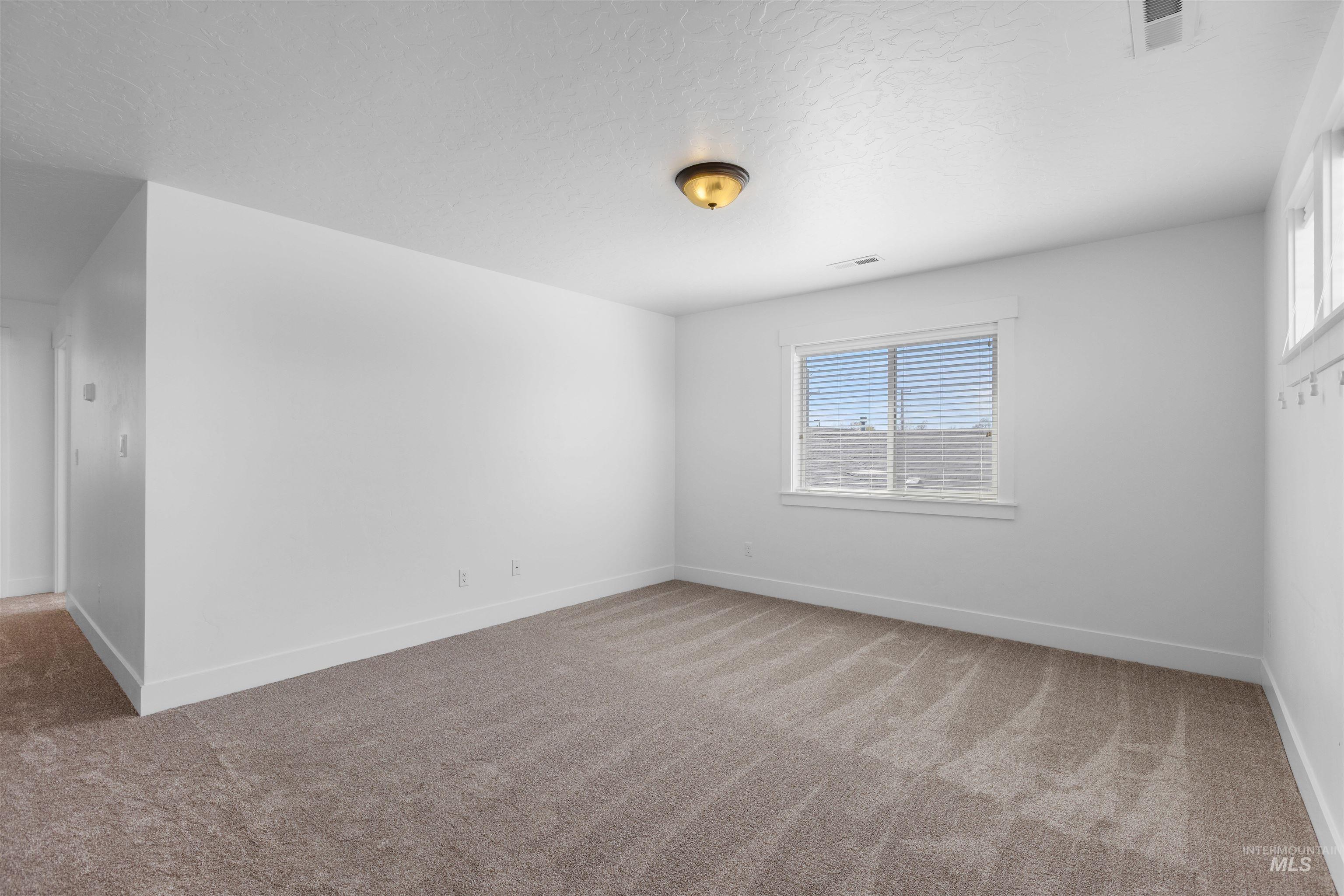 17434 N Endurance Ave Property Photo 34