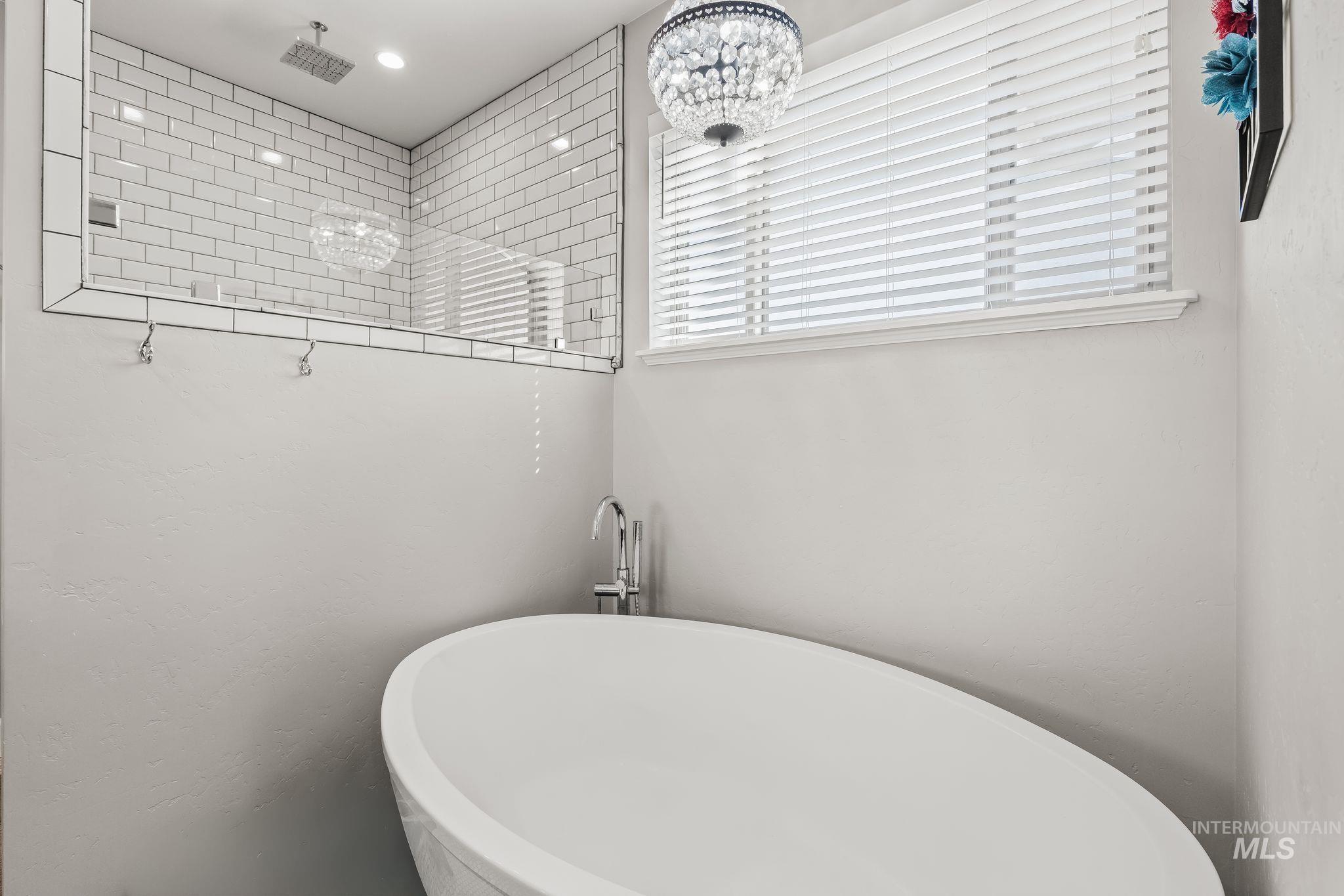 2501 Westridge Court Property Photo 22