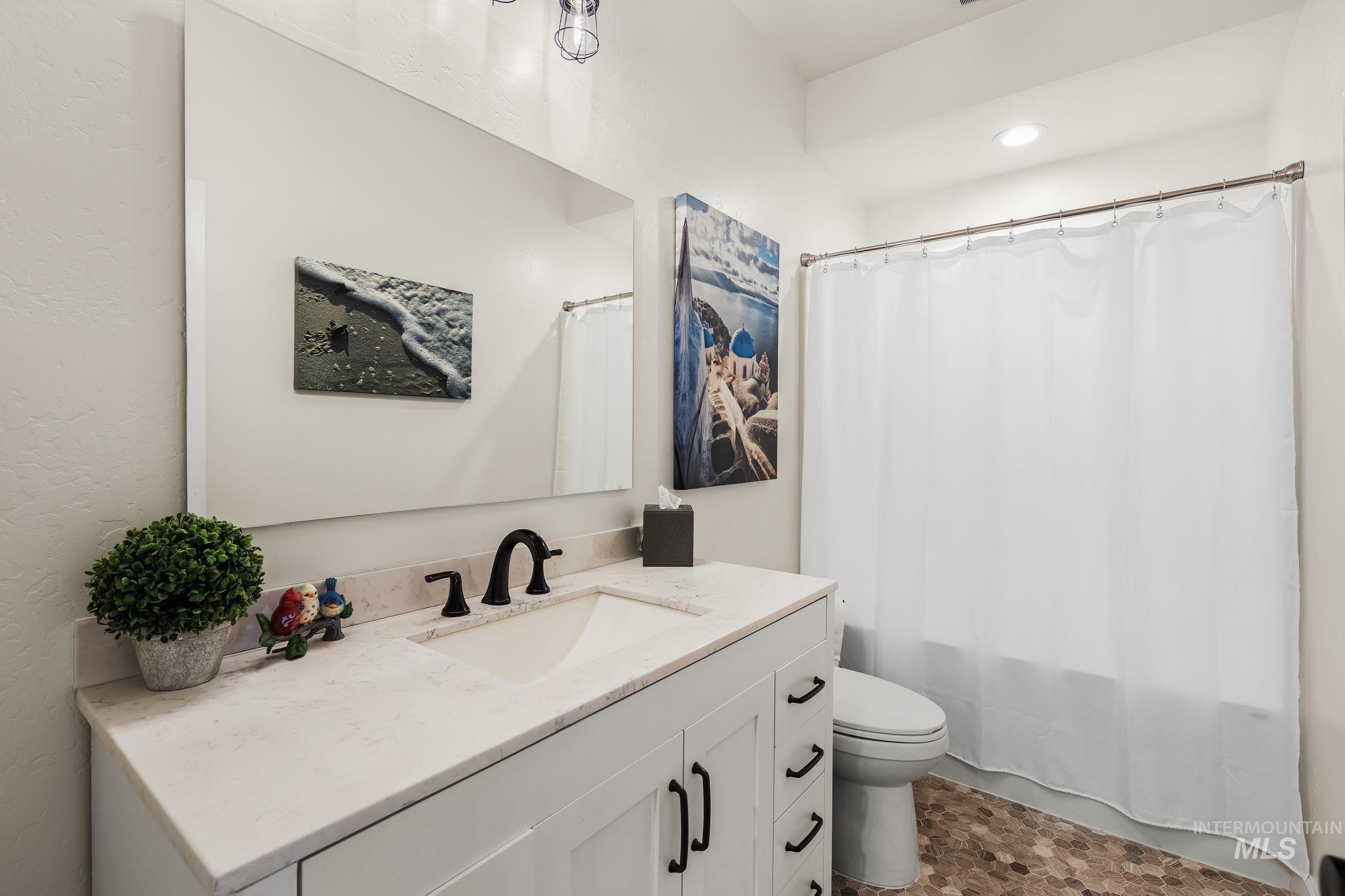 2501 Westridge Court Property Photo 41