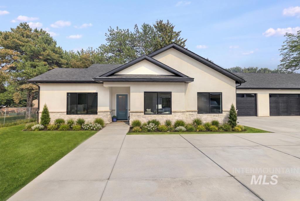 1931 Dora Drive Property Photo 1