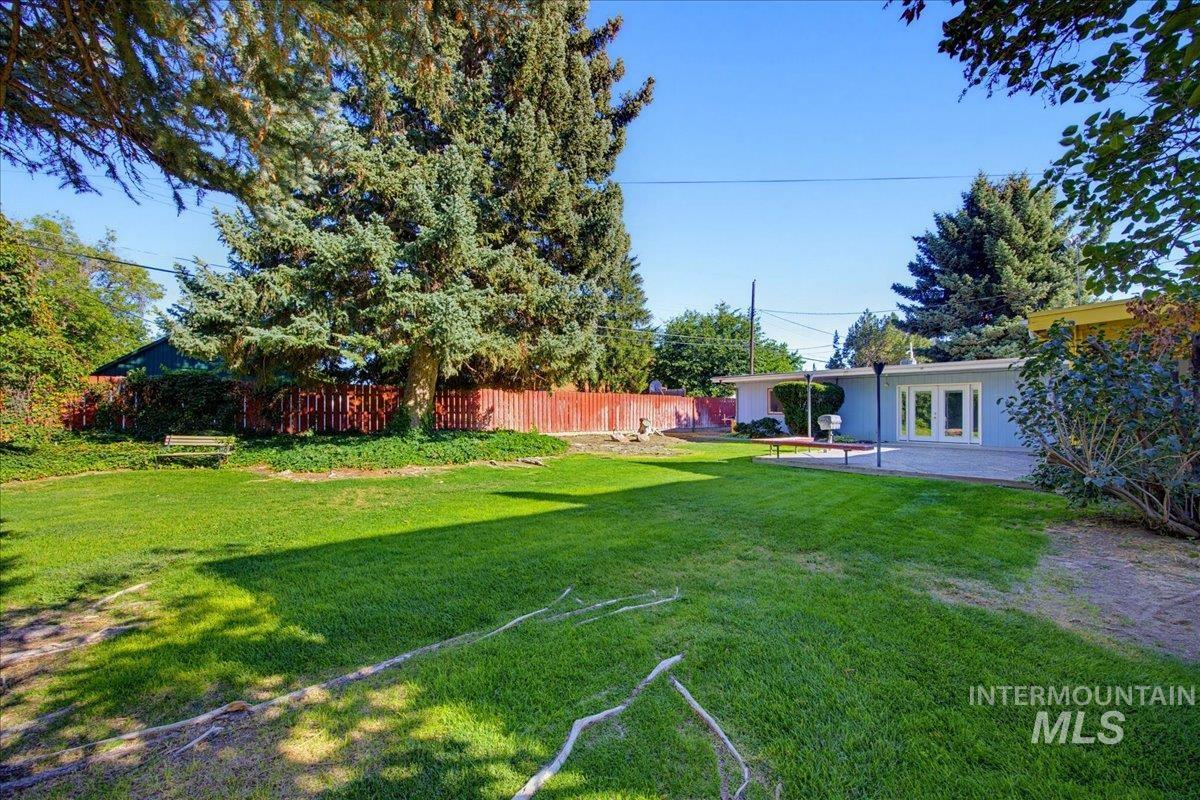 1803 S 10th Ave Property Photo 11