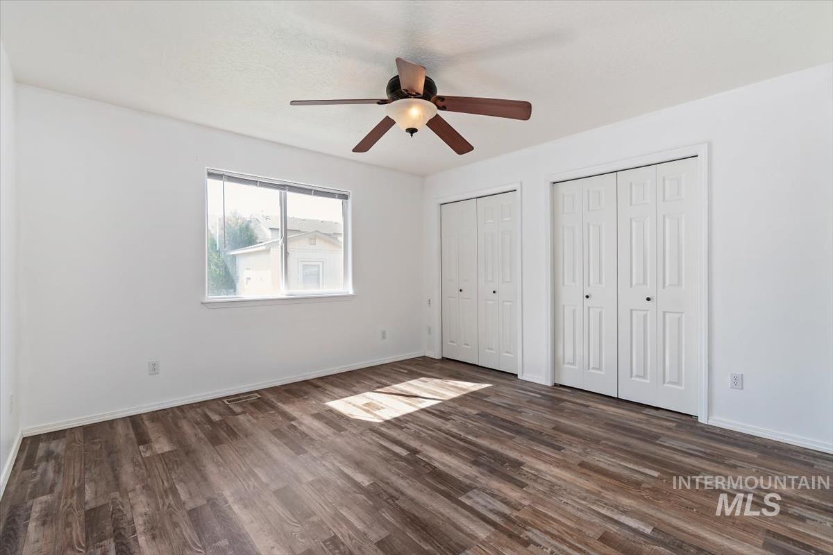 11927 Colonial Property Photo 4
